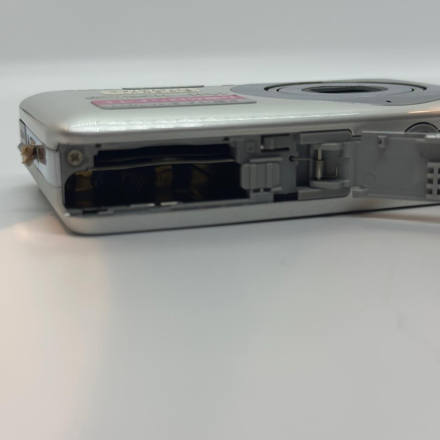 【全額返金保証】【最速発送】 コンパクトデジタルカメラ CASIO EXILIM EX-Z800 シルバー 動作確認済