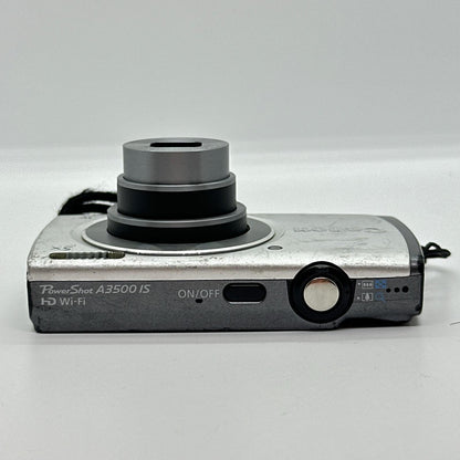 【全額返金保証】【最速発送】Canon コンパクトデジタルカメラ PowerShot A3500 IS シルバー 動作確認済