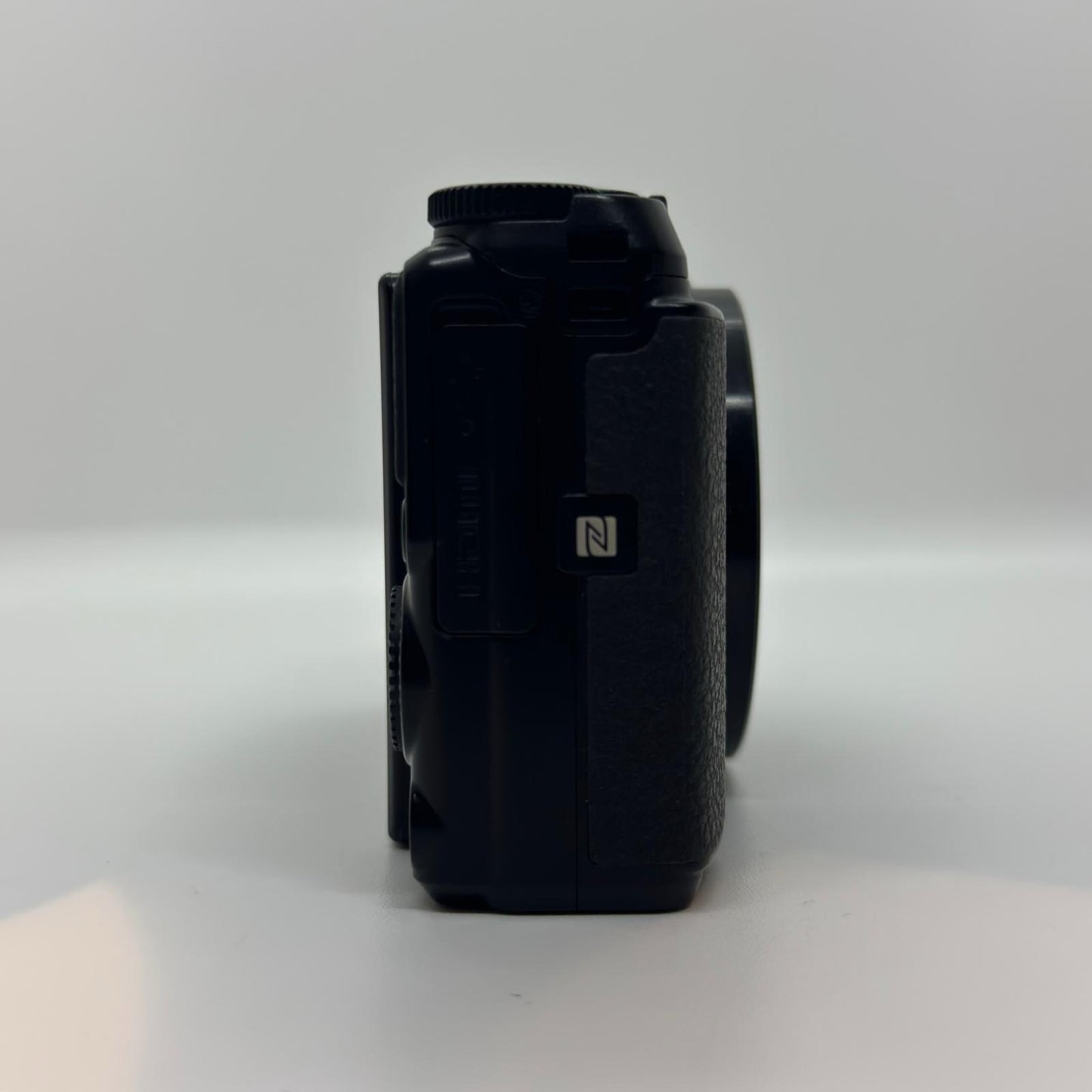 【全額返金保証】【最速発送】Nikon コンパクトデジタルカメラ COOLPIX S9900 ブラック 動作確認済