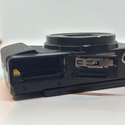 【全額返金保証】【最速発送】Nikon コンパクトデジタルカメラ COOLPIX S9900 ブラック 動作確認済