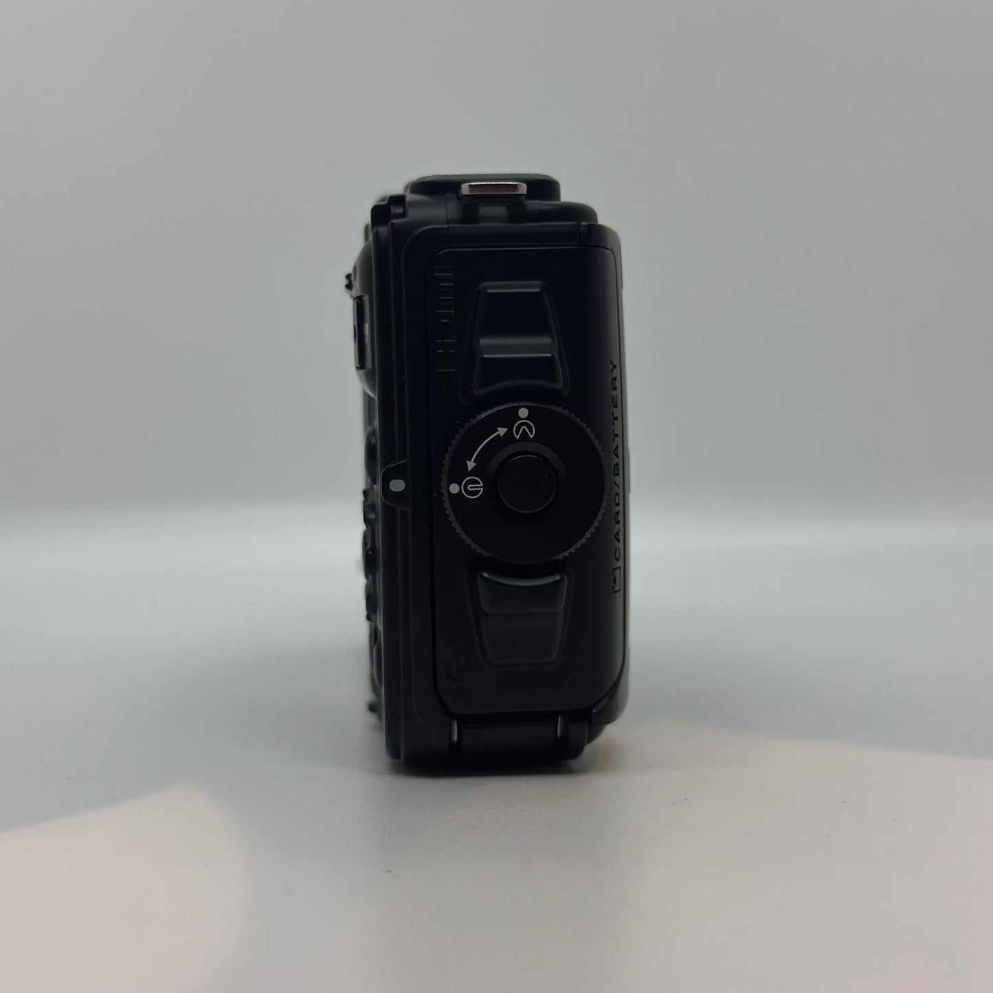 【全額返金保証】【最速発送】Nikon コンパクトデジタルカメラ COOLPIX AW130 グリーン 美品 動作確認済