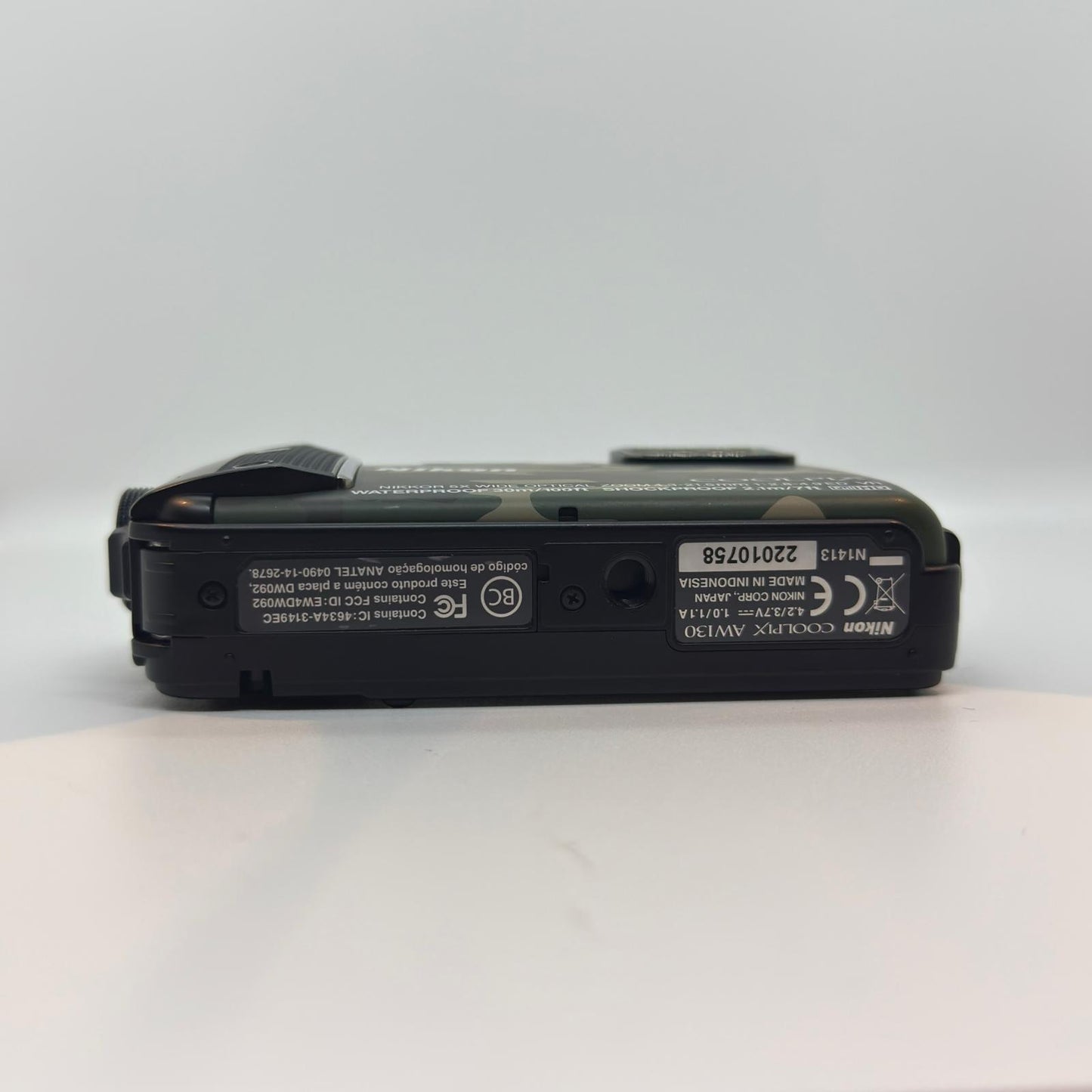 【全額返金保証】【最速発送】Nikon コンパクトデジタルカメラ COOLPIX AW130 グリーン 美品 動作確認済
