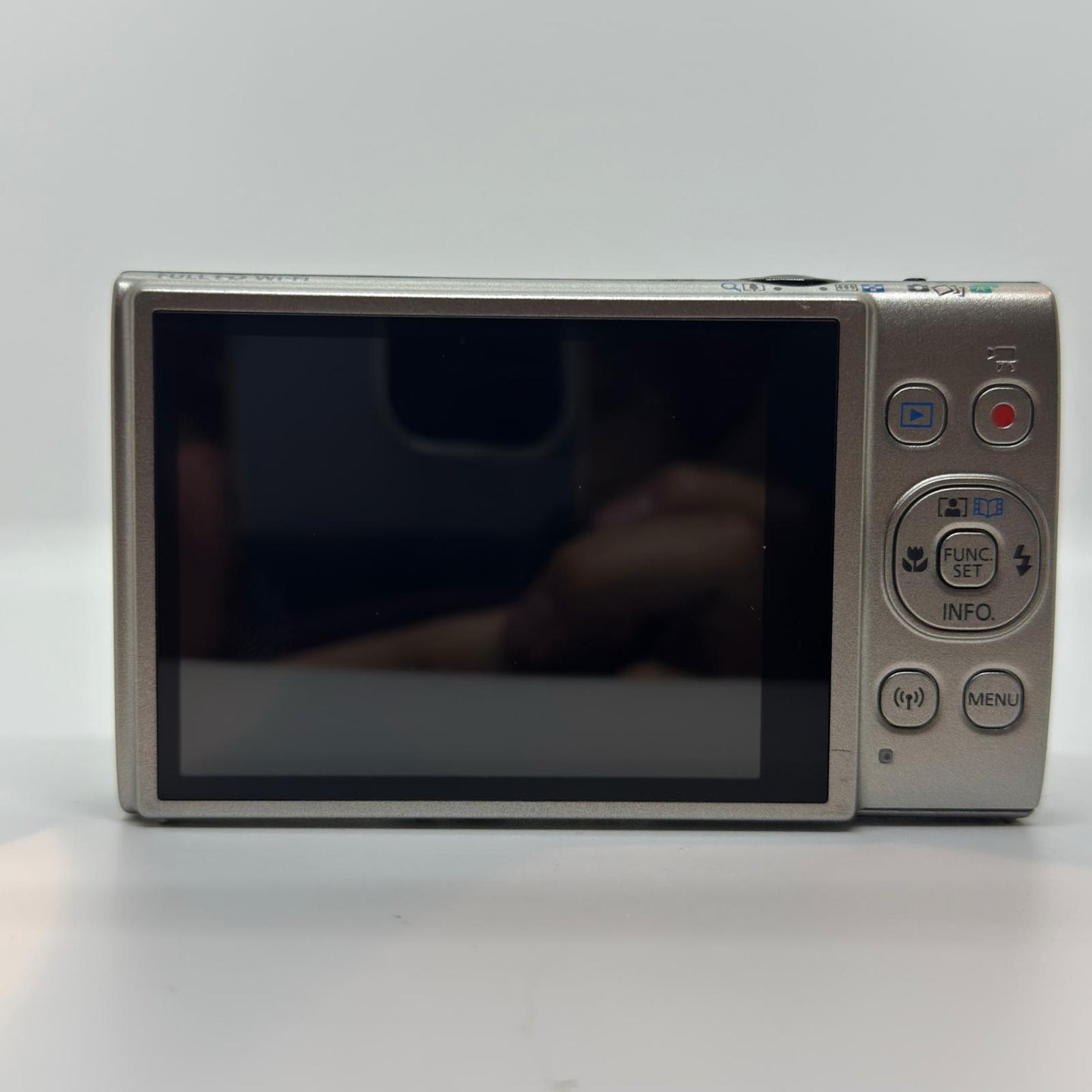 【全額返金保証】【最速発送】Canon コンパクトデジタルカメラ IXY 650 シルバー 美品 動作確認済