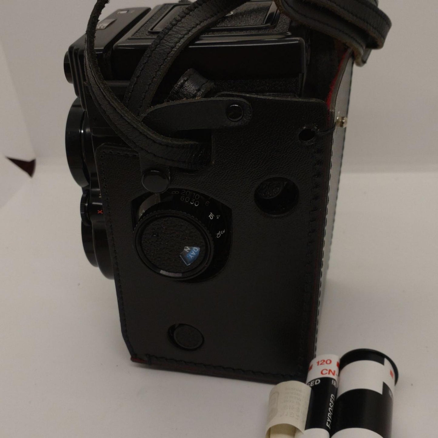 【全額返金保証】【最速発送】 YASHICA Mat-124G 動作確認済
