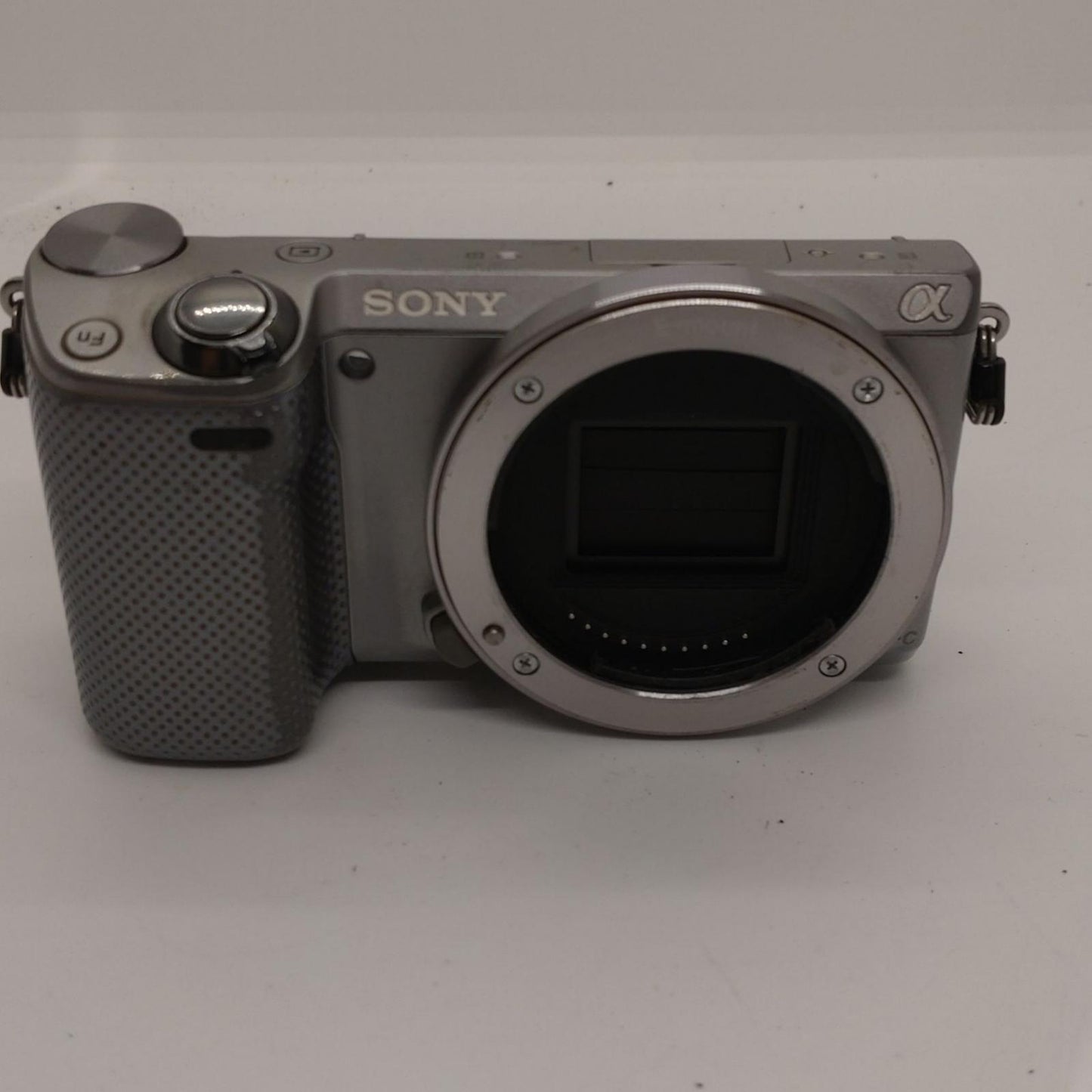 【全額返金保証】【最速発送】Sony デジタル一眼 α NEX-5T シルバー 動作確認済