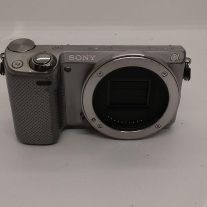 【全額返金保証】【最速発送】Sony デジタル一眼 α NEX-5T シルバー 動作確認済