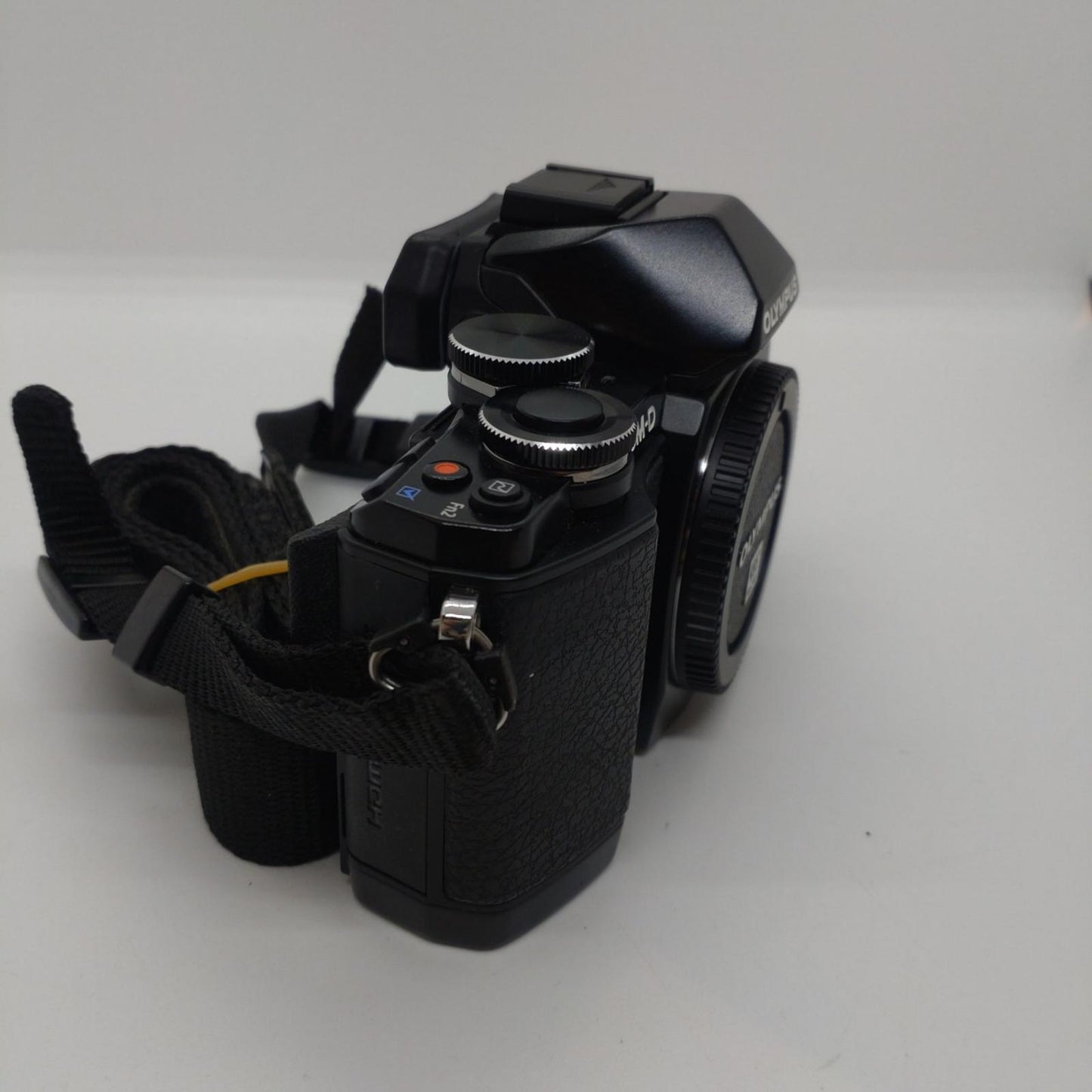 【全額返金保証】【最速発送】OLYMPUS デジタル一眼 OM-D E-M10 ボディ [ブラック] 美品 動作確認済