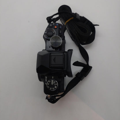 【全額返金保証】【最速発送】OLYMPUS デジタル一眼 OM-D E-M10 ボディ [ブラック] 美品 動作確認済