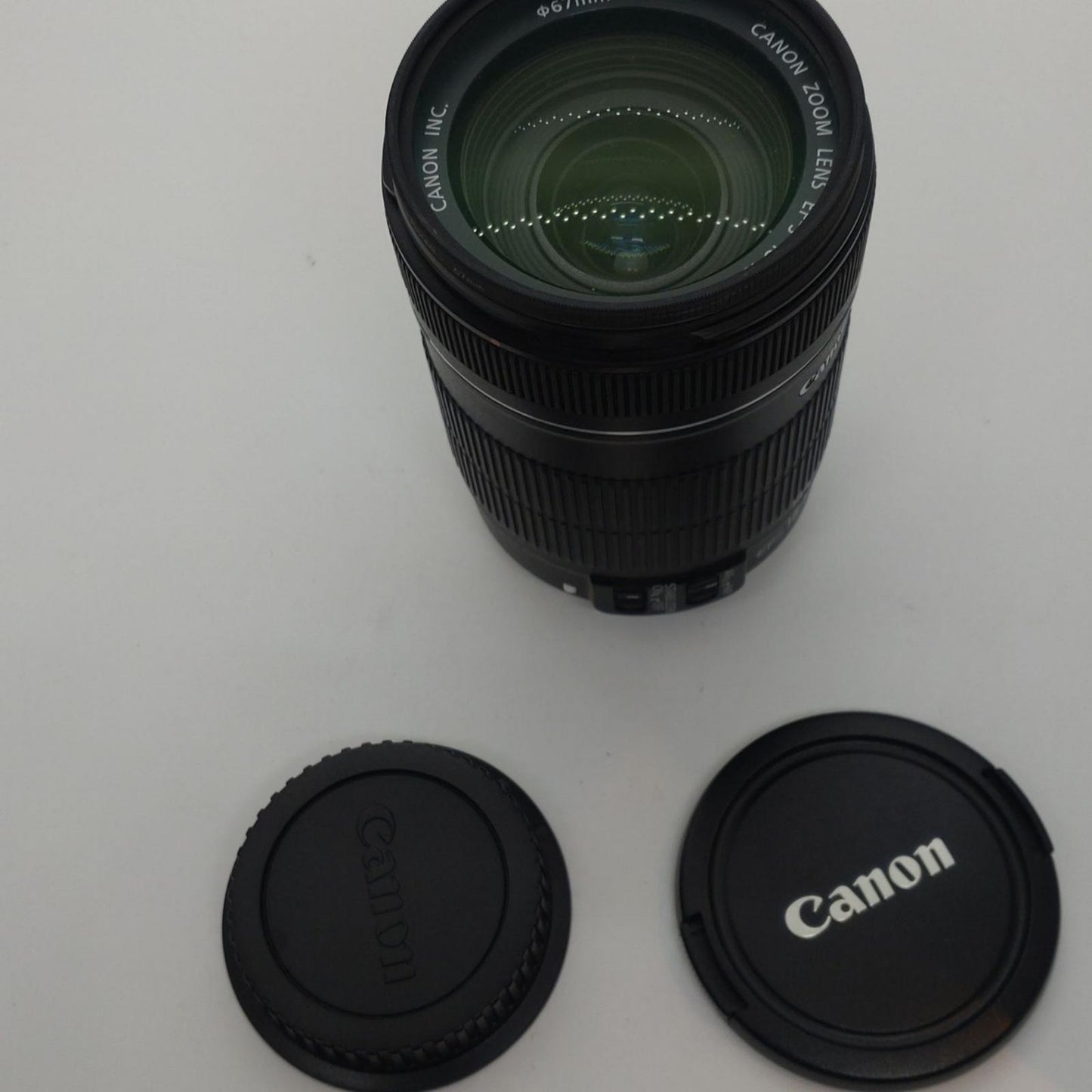 【全額返金保証】【最速発送】Canon EF-S18-135mm F3.5-5.6 IS 美品 動作確認済