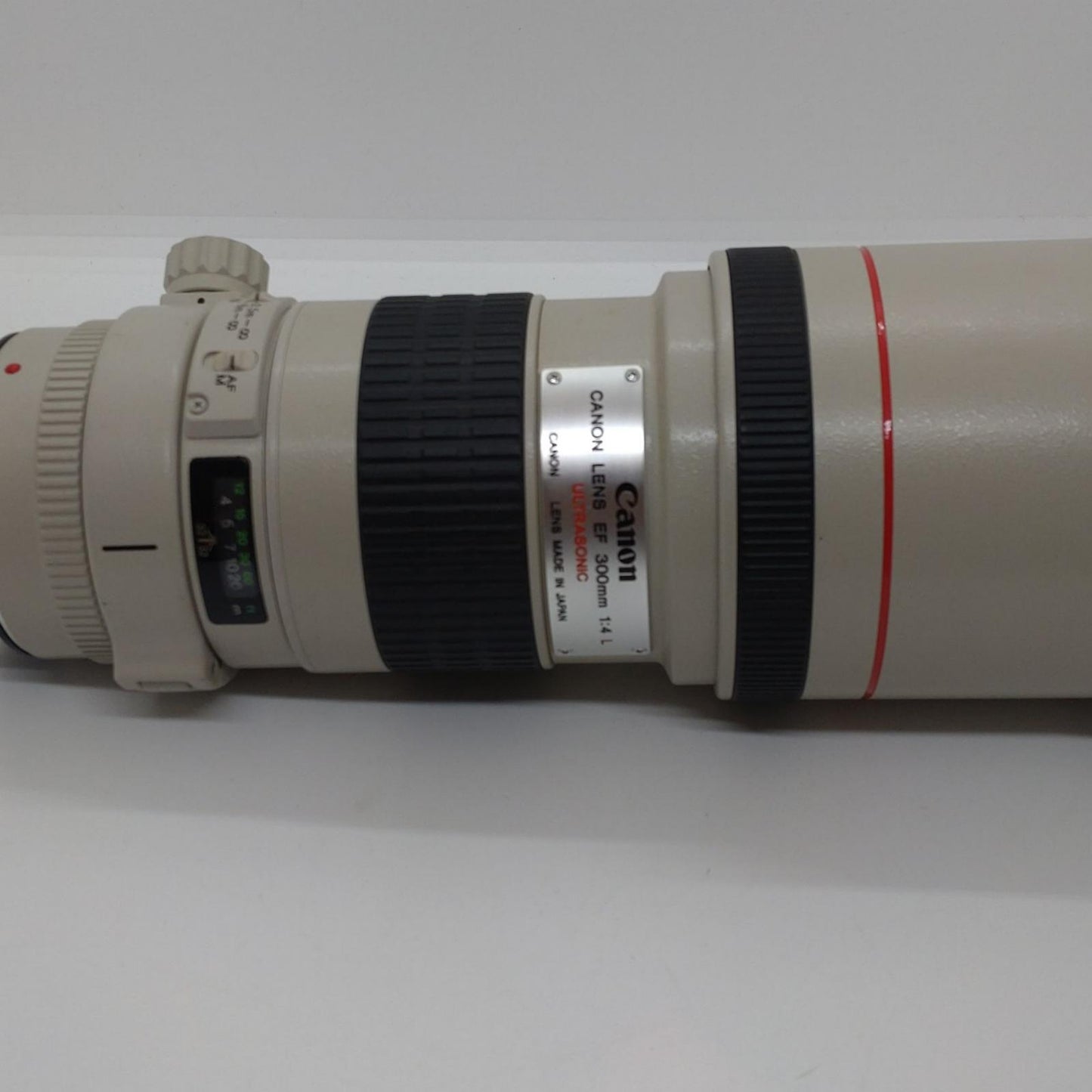 【最速発送】Canon EF300mm F4L IS USM【難有】