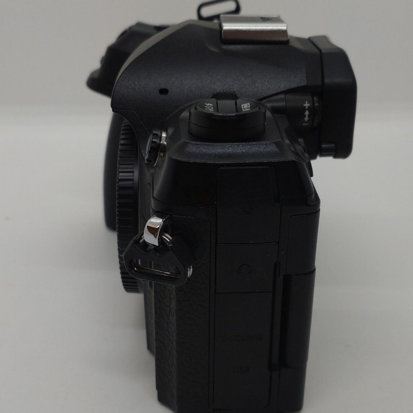【全額返金保証】【最速発送】OM SYSTEM デジタル一眼 OM-1 Mark II ボディ 動作確認済