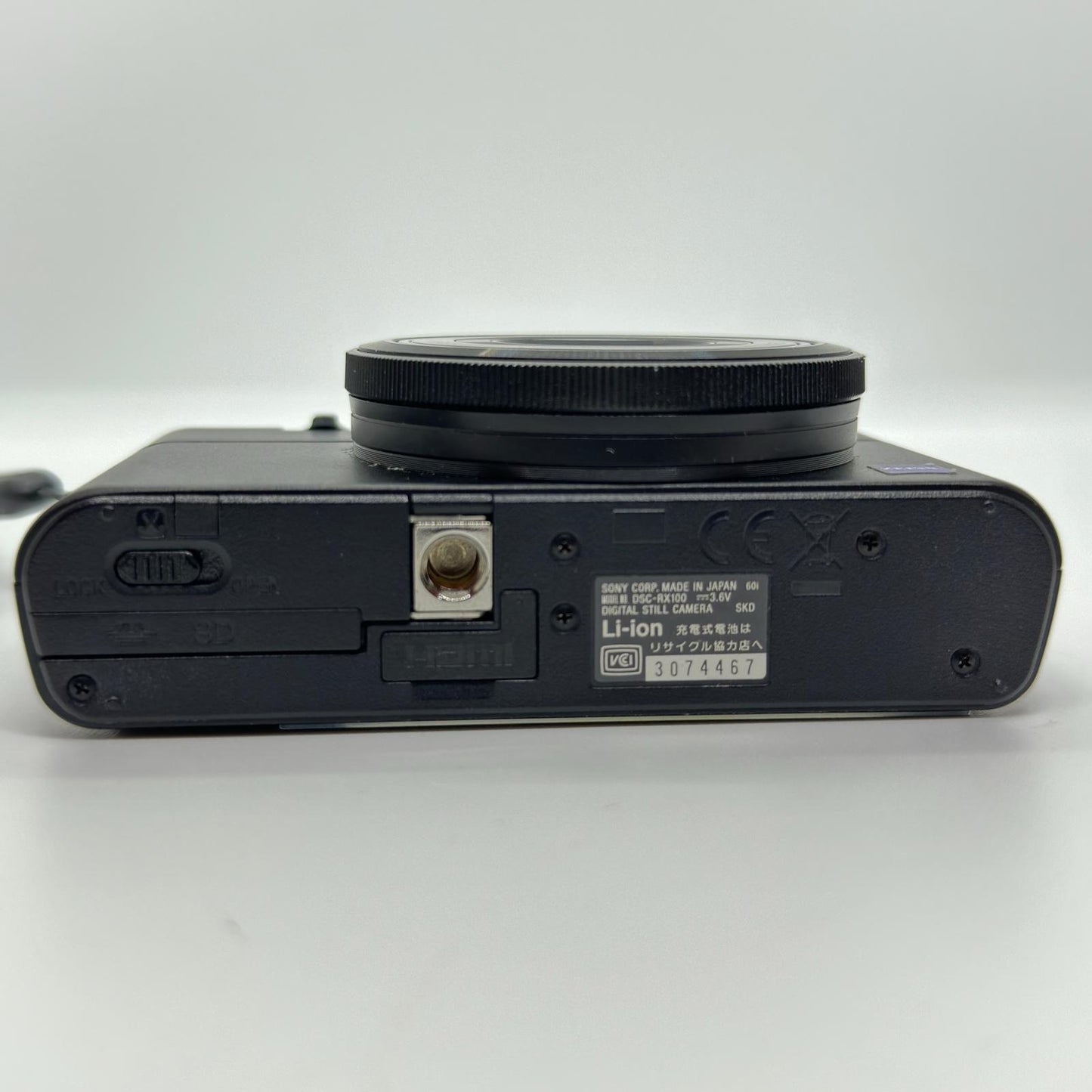 【全額返金保証】【最速発送】Sony コンパクトデジタルカメラ サイバーショット DSC-RX100 美品 動作確認済