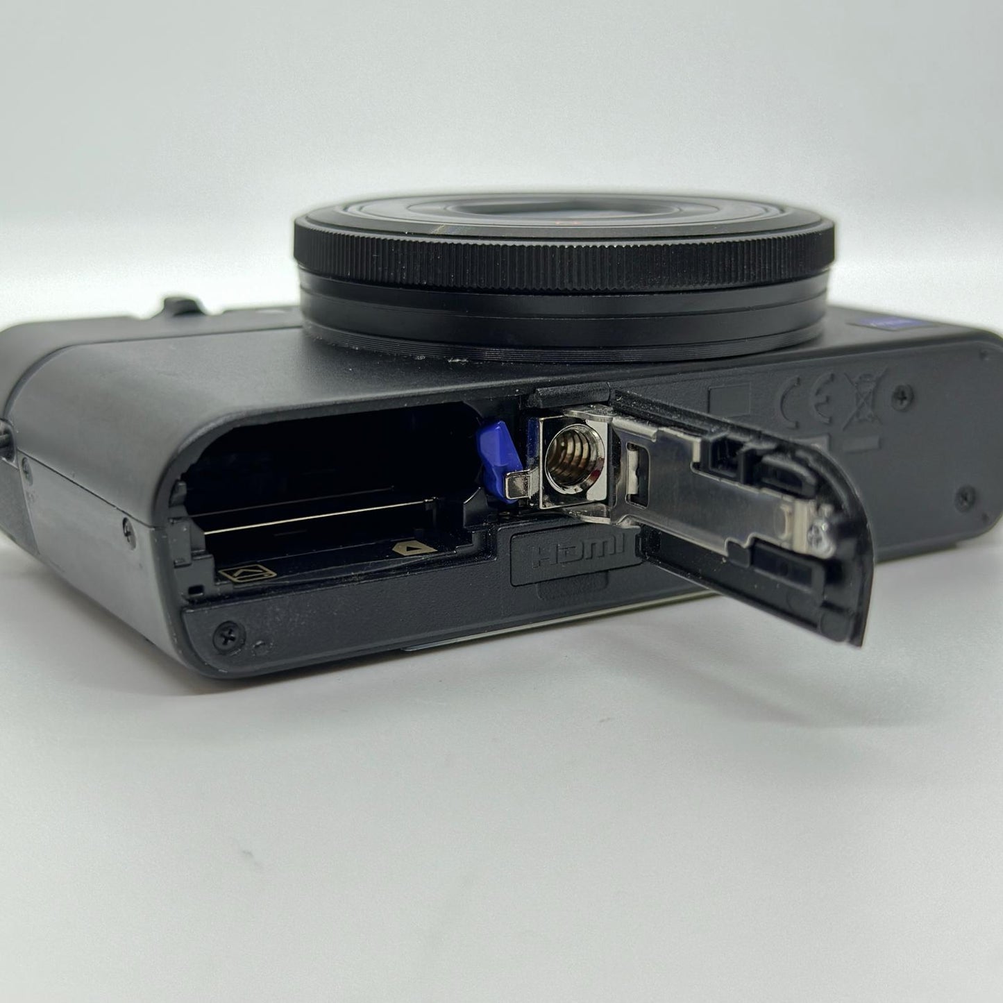 【全額返金保証】【最速発送】Sony コンパクトデジタルカメラ サイバーショット DSC-RX100 美品 動作確認済