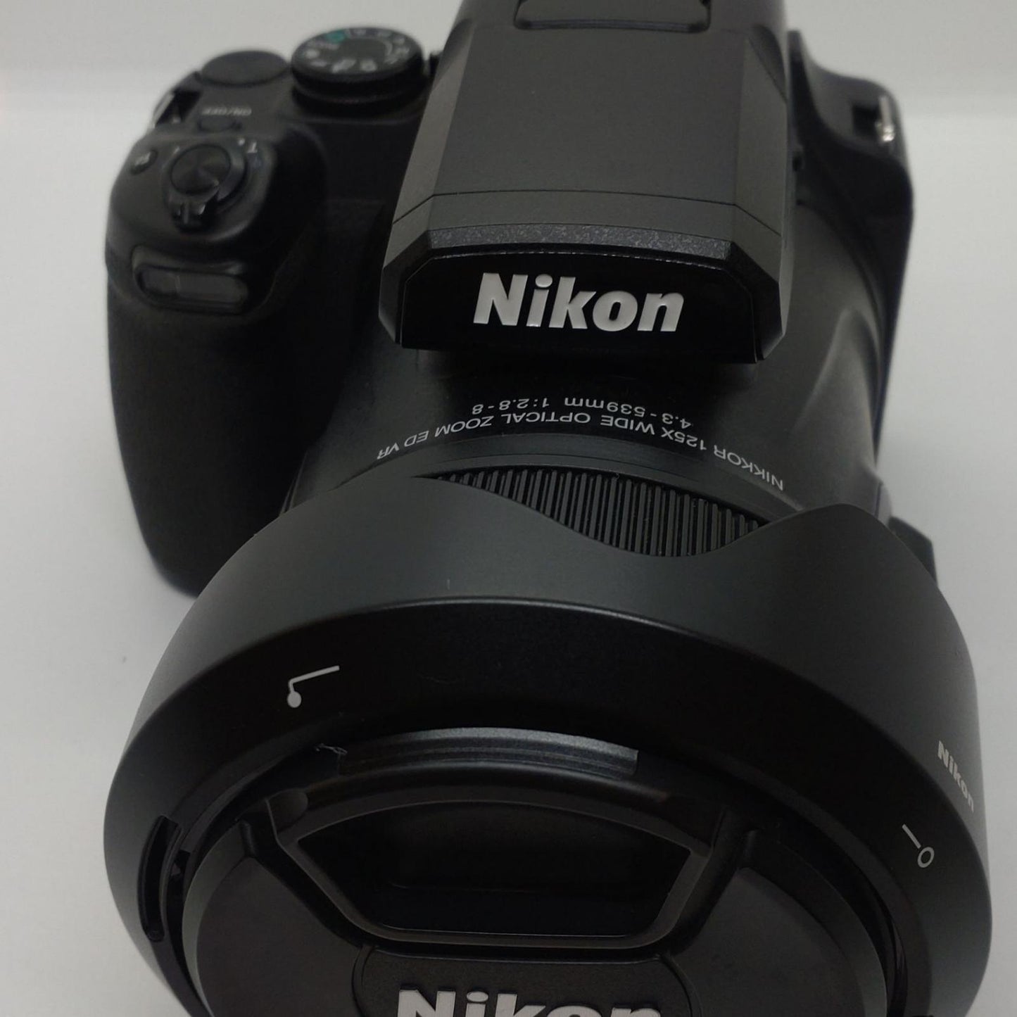【全額返金保証】【最速発送】Nikon コンパクトデジタルカメラ COOLPIX P1100 動作確認済