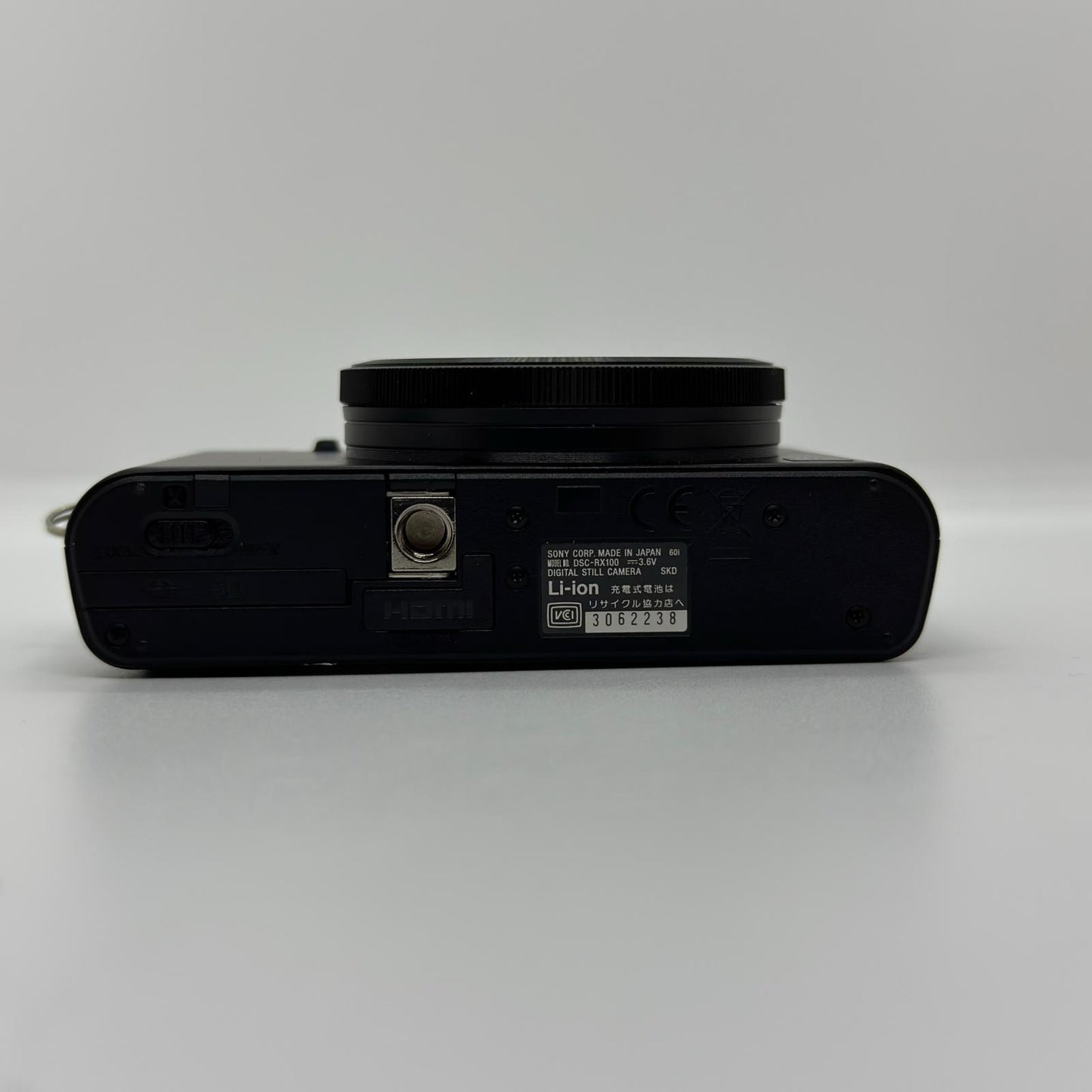 【全額返金保証】【最速発送】Sony コンパクトデジタルカメラ サイバーショット DSC-RX100 美品 動作確認済