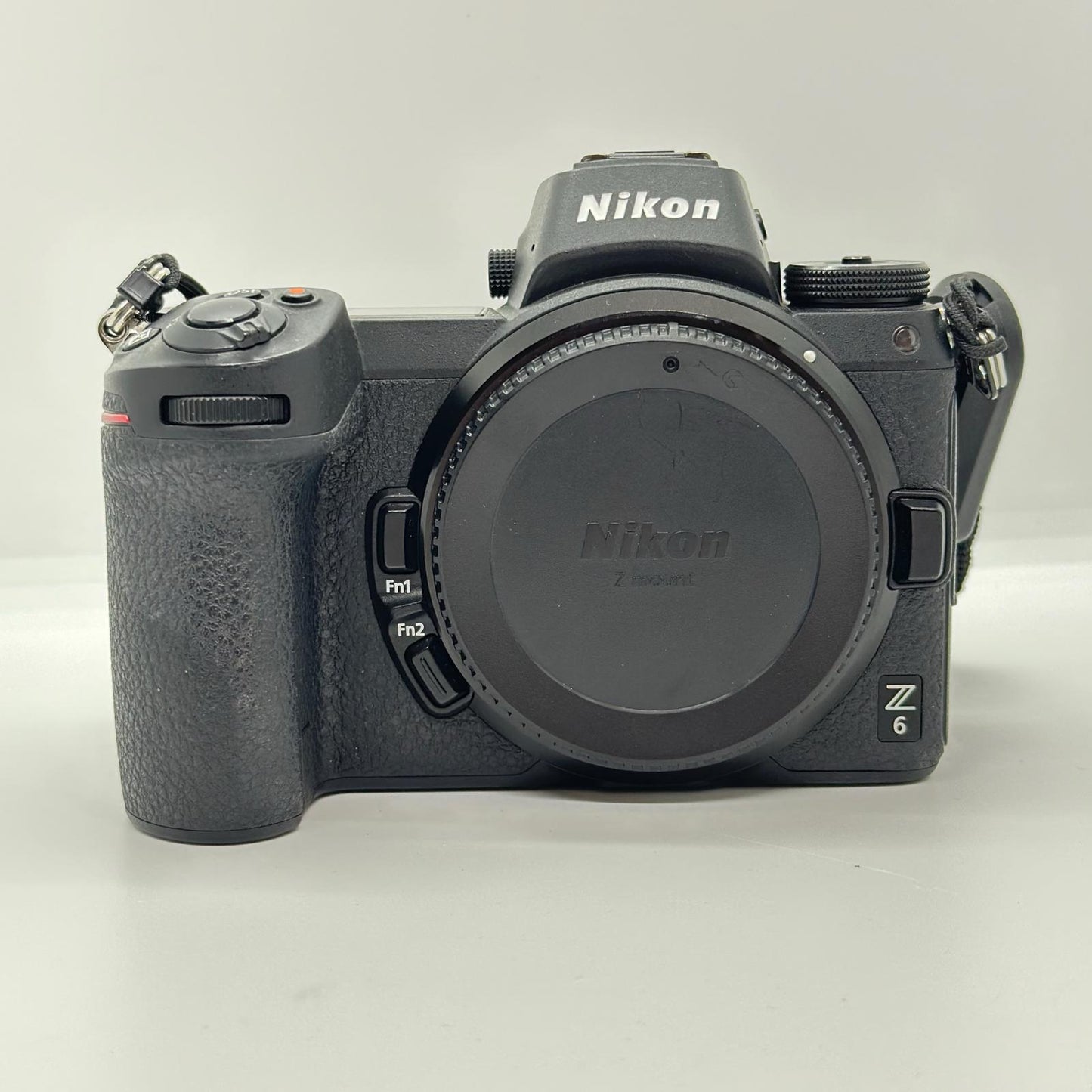 【全額返金保証】【最速発送】Nikon デジタル一眼 Z6 ボディ 美品 動作確認済
