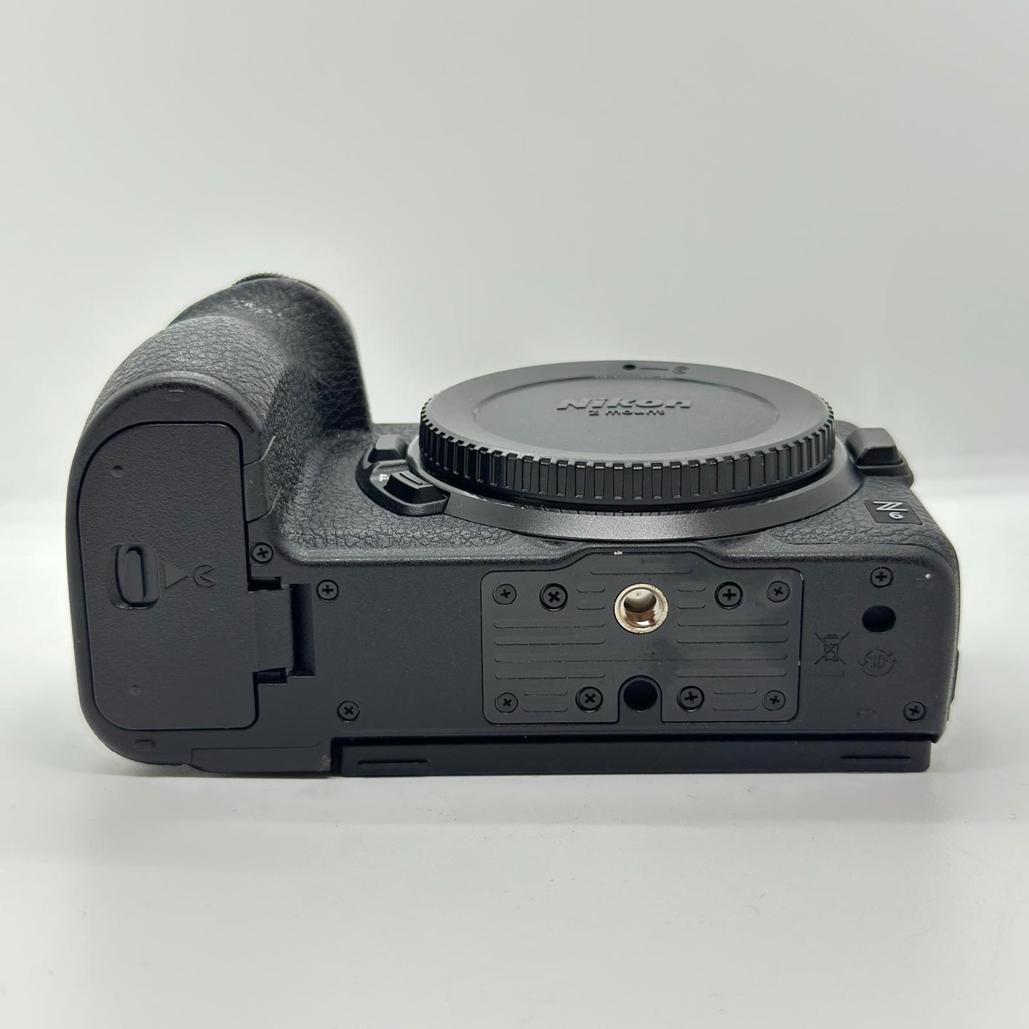 【全額返金保証】【最速発送】Nikon デジタル一眼 Z6 ボディ 美品 動作確認済