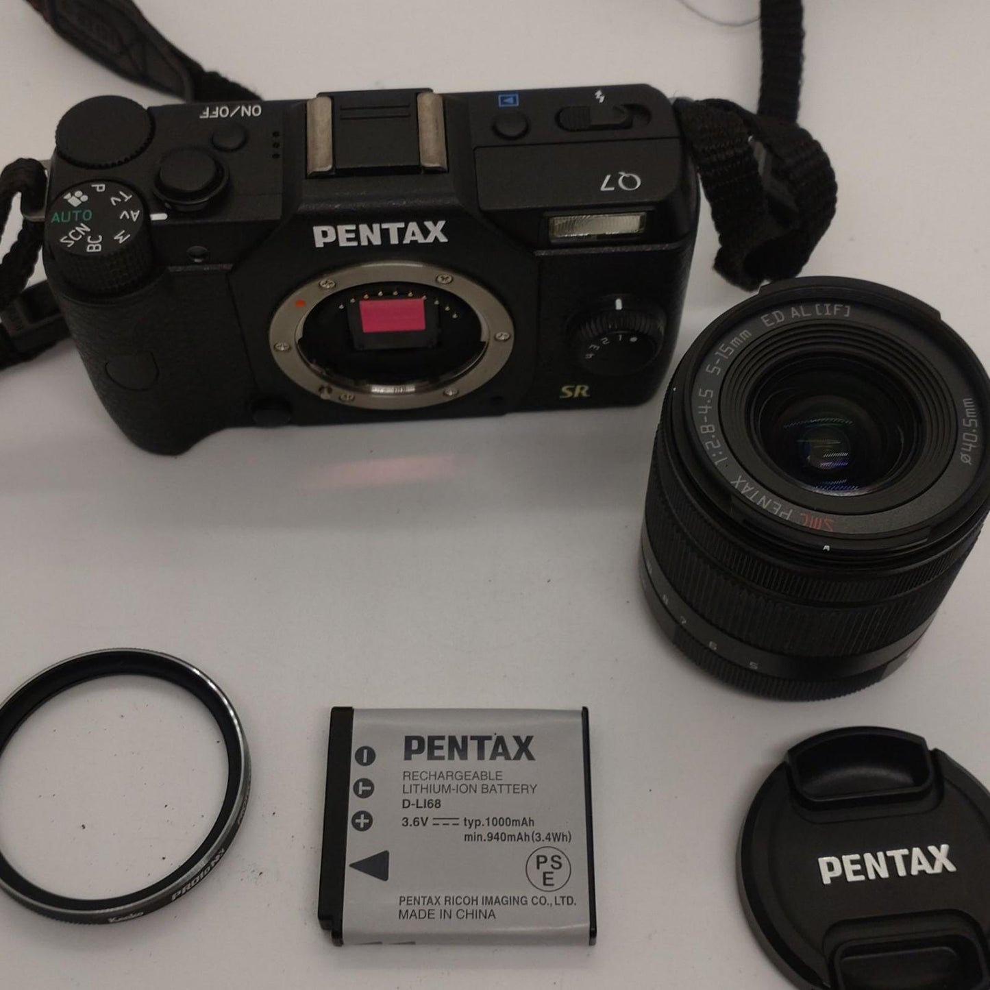 【全額返金保証】【最速発送】PENTAX デジタル一眼 PENTAX Q7 ズームレンズキット 美品 動作確認済
