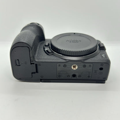 【全額返金保証】【最速発送】Nikon デジタル一眼 Z6 ボディ 美品 動作確認済