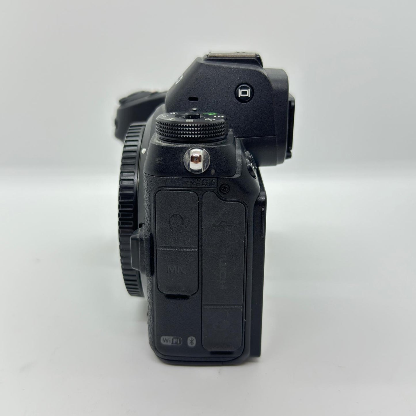 【全額返金保証】【最速発送】Nikon デジタル一眼 Z6 ボディ 美品 動作確認済