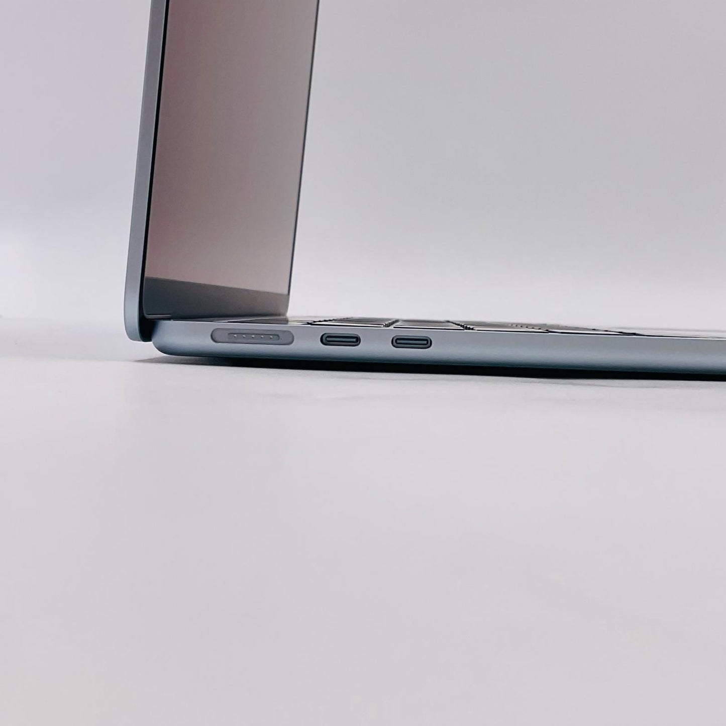 【全額返金保証】【最速発送】Apple MacBook Air 13インチ 2025 Apple M4 16GB 256GB スカイブルー 100% 超美品 動作確認済
