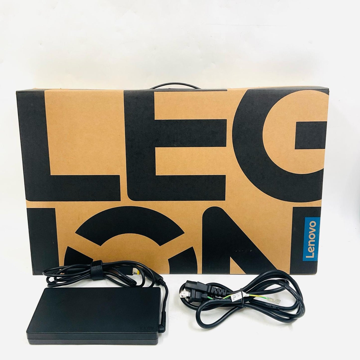 【全額返金保証】【最速発送】Lenovo ゲーミングノートパソコン Legion 5 15IAH7H intel core i7-12700H 64GB M.2 SSD 1TB NVIDIA GeForce RTX 3060 Laptop 95% 美品 動作確認済