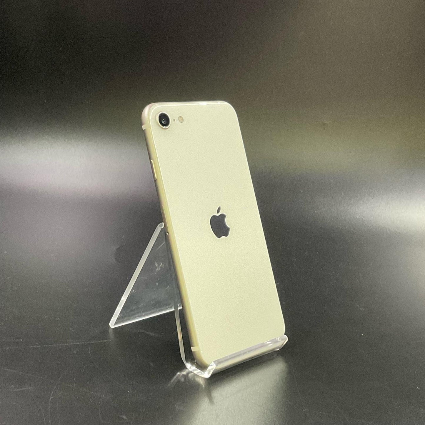 【全額返金保証】【最速発送】Apple iPhone iPhone SE（第3世代） 64GB スターライト au SIMフリー 白ロム 美品 動作確認済 97%