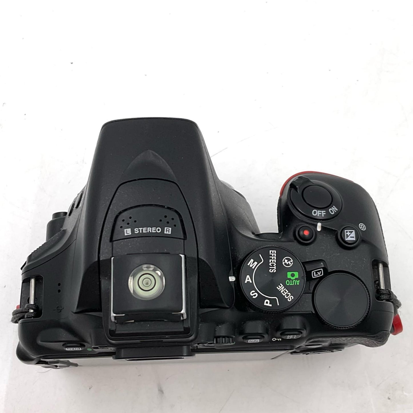 【全額返金保証】【最速発送】Nikon デジタル一眼 D5600 ボディ ブラック 美品 動作確認済