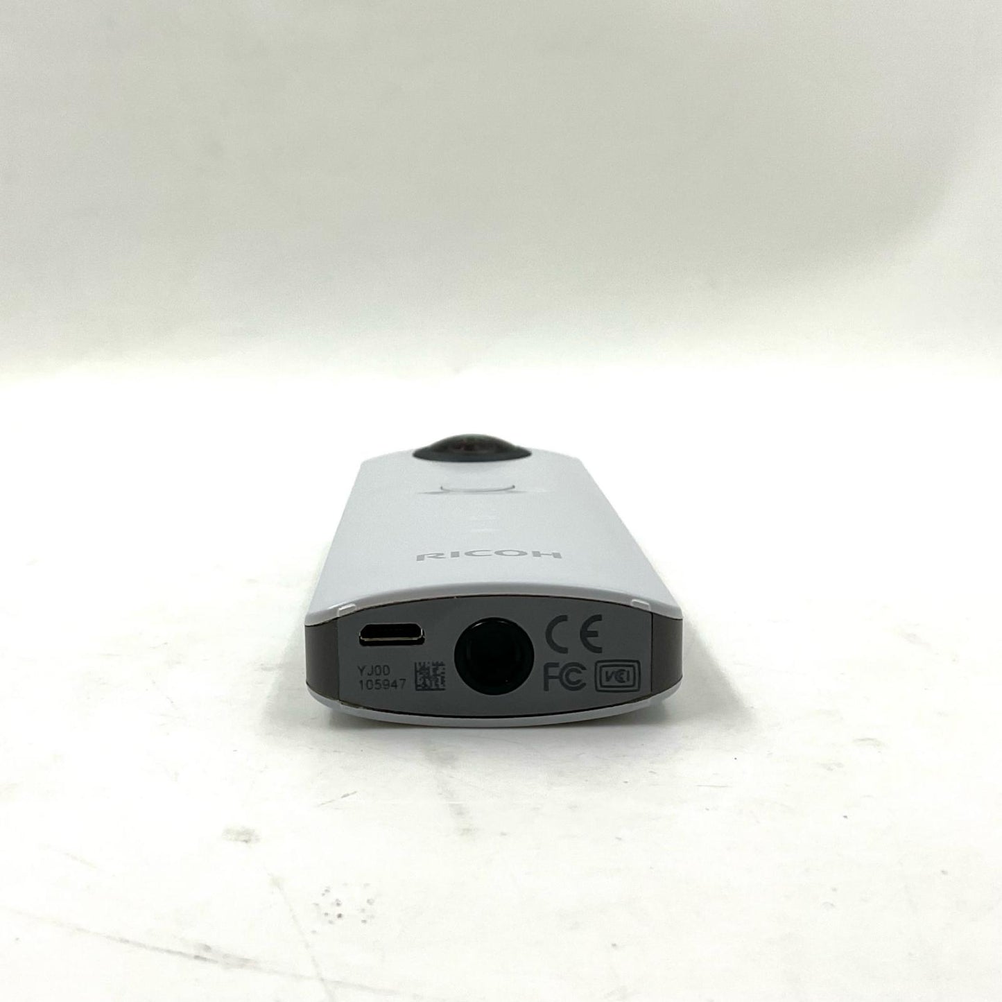 【全額返金保証】【最速発送】RICOH THETA SC [ホワイト] 超美品 動作確認済