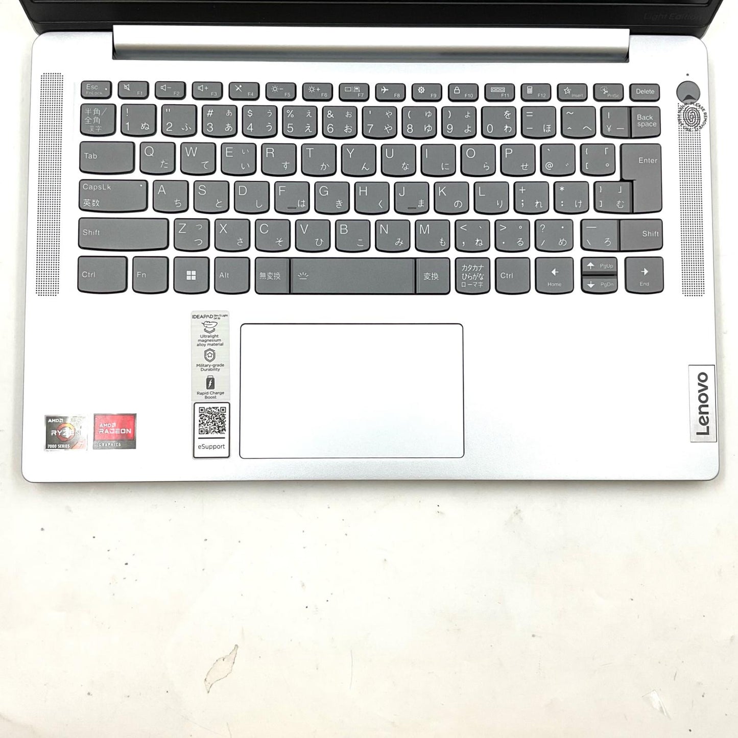 【全額返金保証】【最速発送】Lenovo IDEAPAD Slim 5 Light 14ABR8 82XS AMD Ryzen 7 7730U with Radeon Graphics 16GB M.2 SSD 512GB 100% 美品 動作確認済
