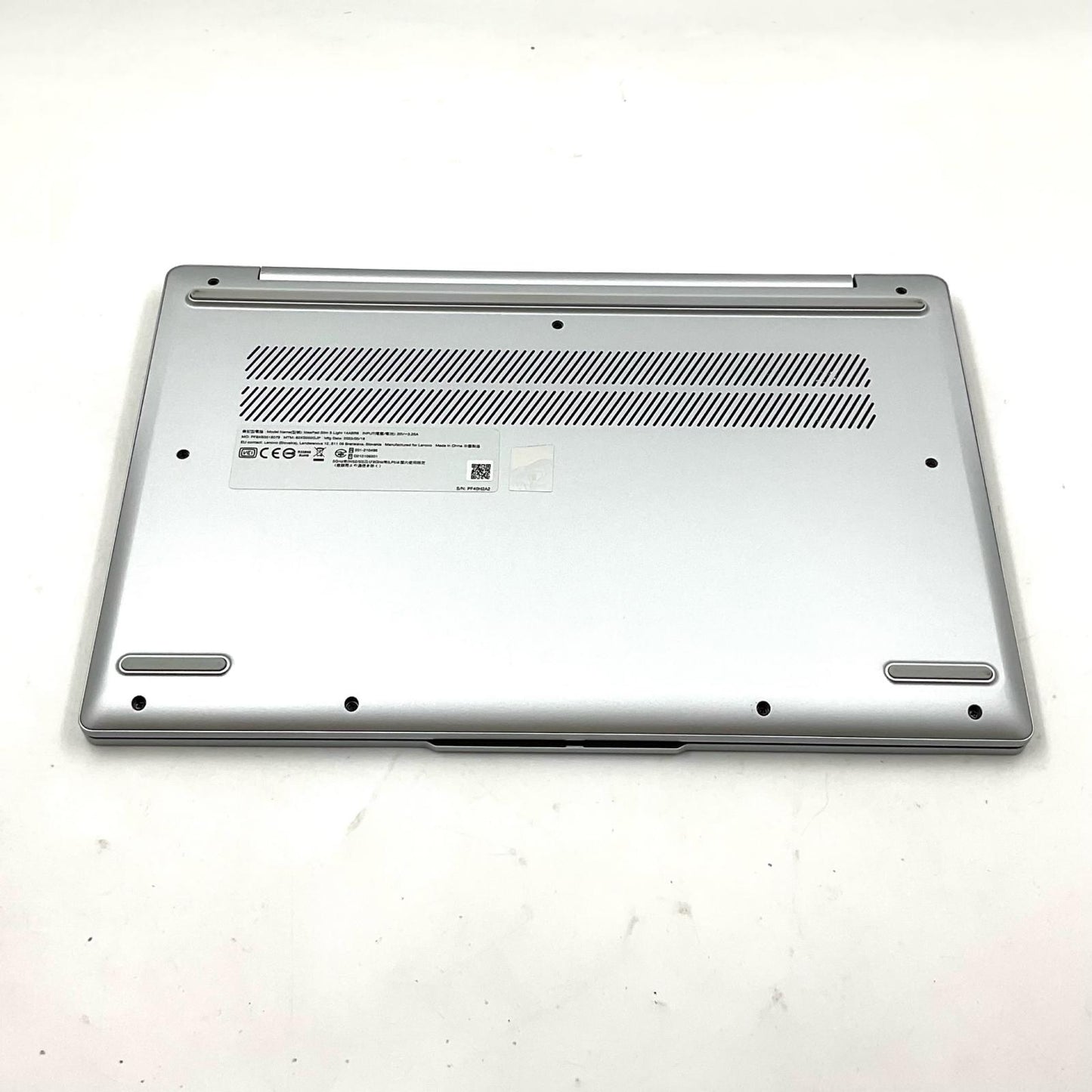 【全額返金保証】【最速発送】Lenovo IDEAPAD Slim 5 Light 14ABR8 82XS AMD Ryzen 7 7730U with Radeon Graphics 16GB M.2 SSD 512GB 100% 美品 動作確認済