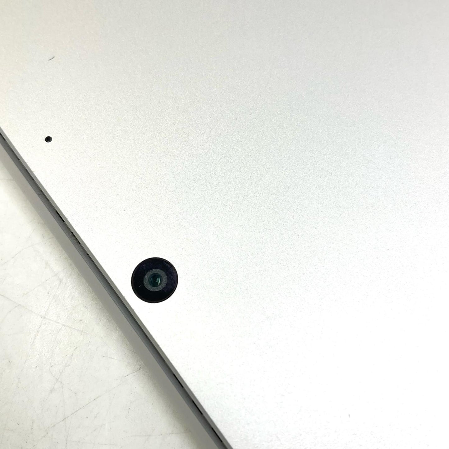 【全額返金保証】【最速発送】Microsoft Surface Pro 8 N1N-00001 MODEL:1983 11th Gen Intel(R) Core(TM) i5-1135G7 @ 2.40GHz 8GB M.2 SSD 256GB 動作確認済