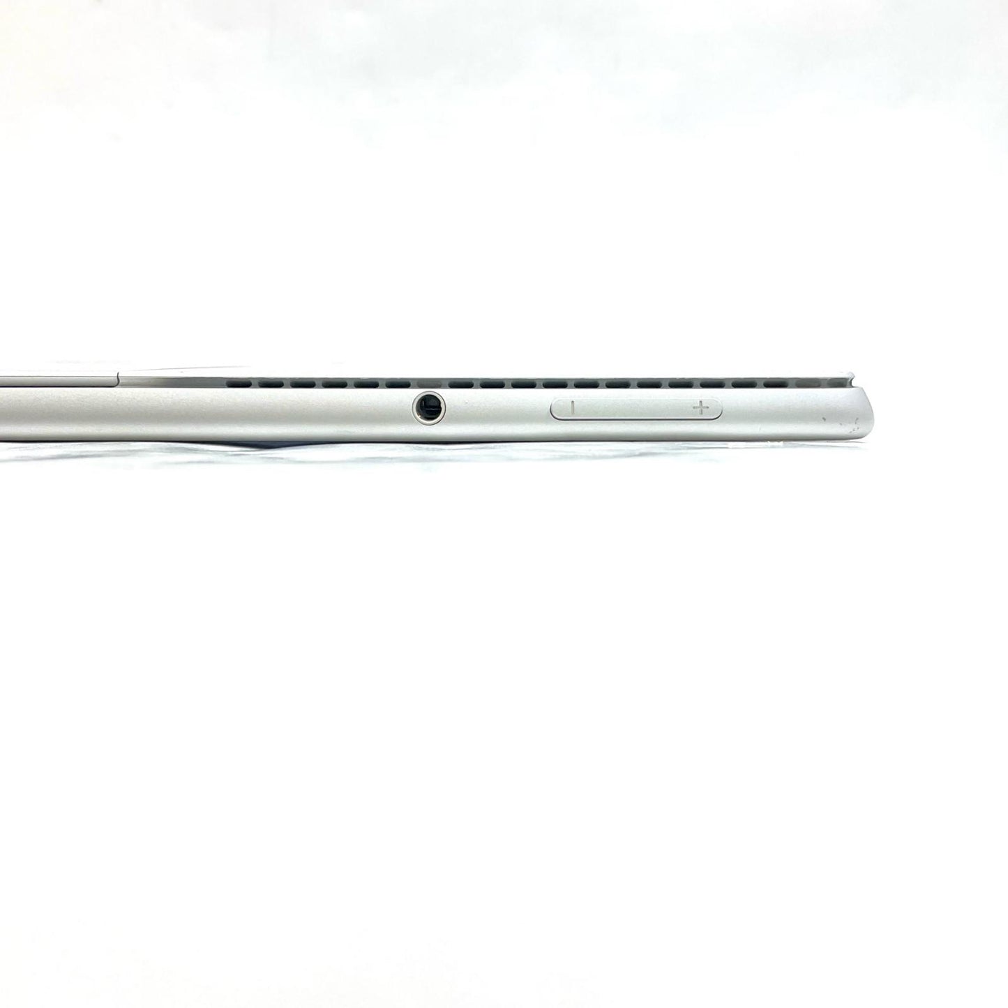 【全額返金保証】【最速発送】Microsoft Surface Pro 8 N1N-00001 MODEL:1983 11th Gen Intel(R) Core(TM) i5-1135G7 @ 2.40GHz 8GB M.2 SSD 256GB 動作確認済