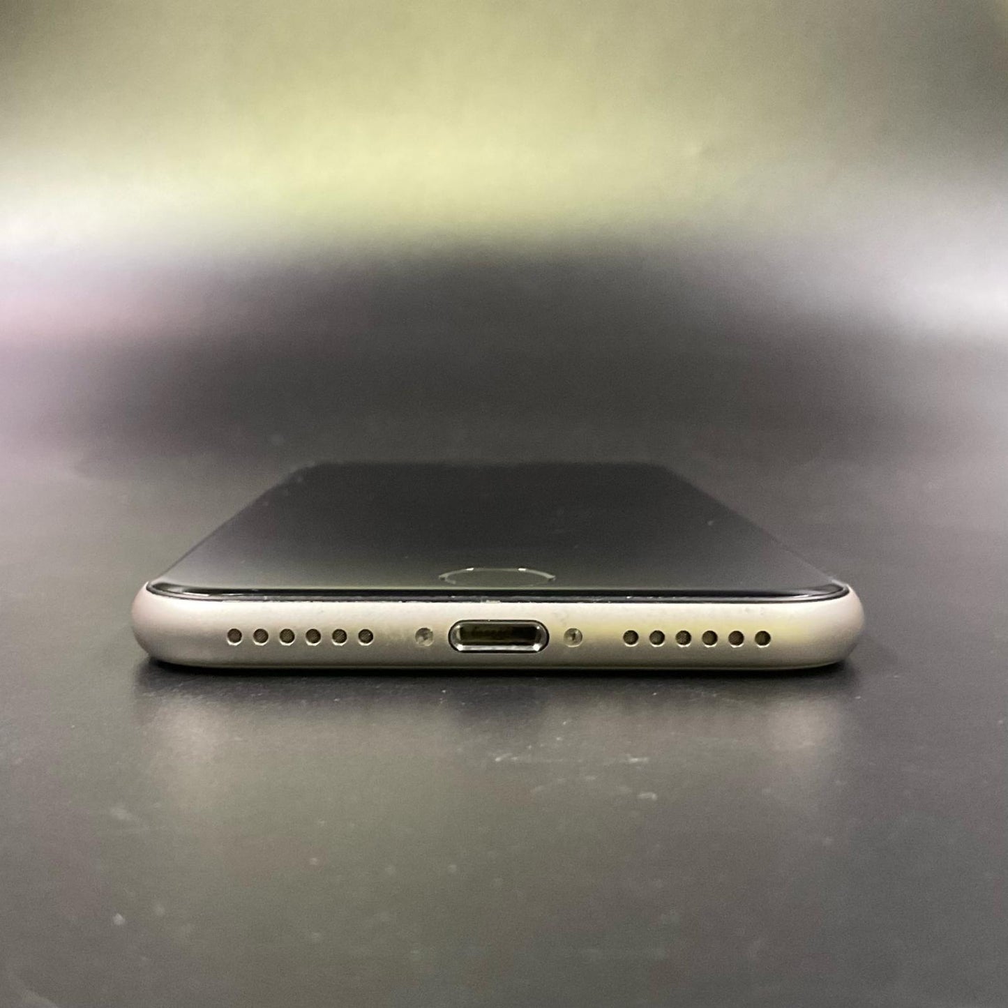 【全額返金保証】【最速発送】Apple iPhone SE（第2世代） 128GB ホワイト SIMフリー 白ロム 動作確認済 85%