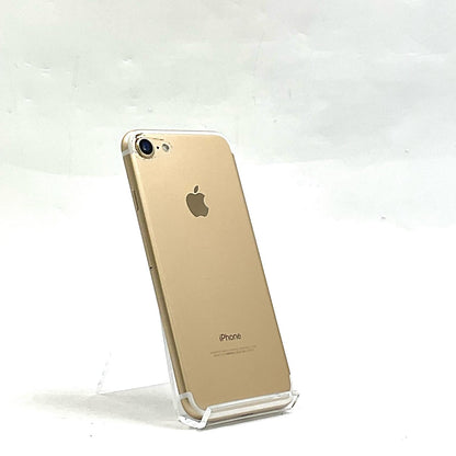 【全額返金保証】【最速発送】Apple iPhone iPhone 7 128GB ゴールド au 白ロム 動作確認済 66%