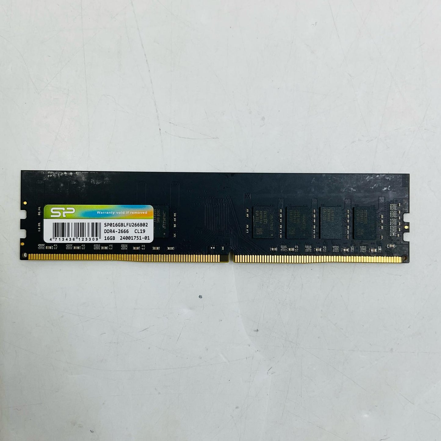 【全額返金保証】【最速発送】Silicon Power DDR4 PC4-21300 16GB SP016GBLFU266B02 美品 動作確認済