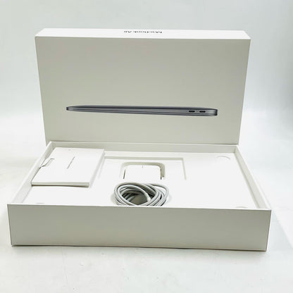 【最速発送】Apple MacBook Air 13インチ 2020 1.1GHz デュアルコアIntel Core i3 8GB 256GB シルバー【難有】