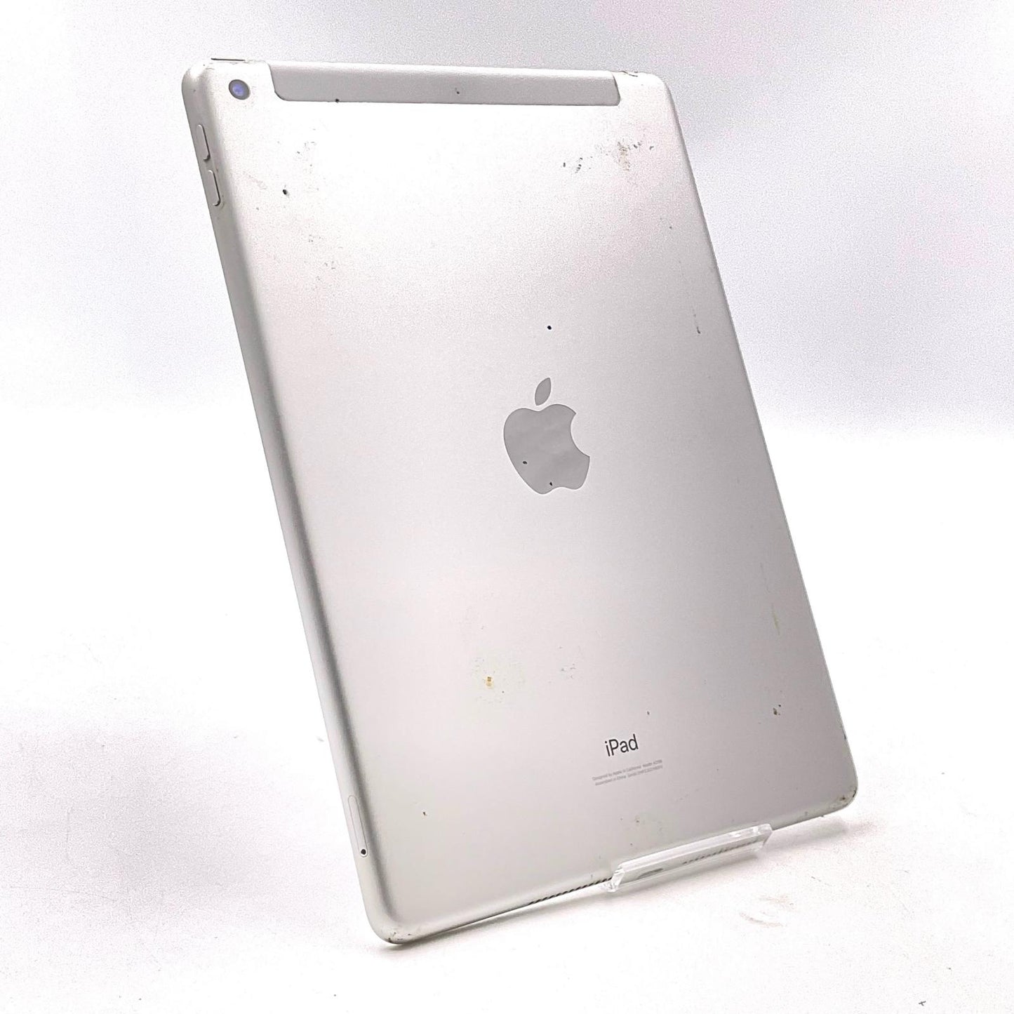【最速発送】Apple iPad iPad 第7世代 Wi-Fi+Cellular 32GB Silver docomo SIMフリー 白ロム【難有】