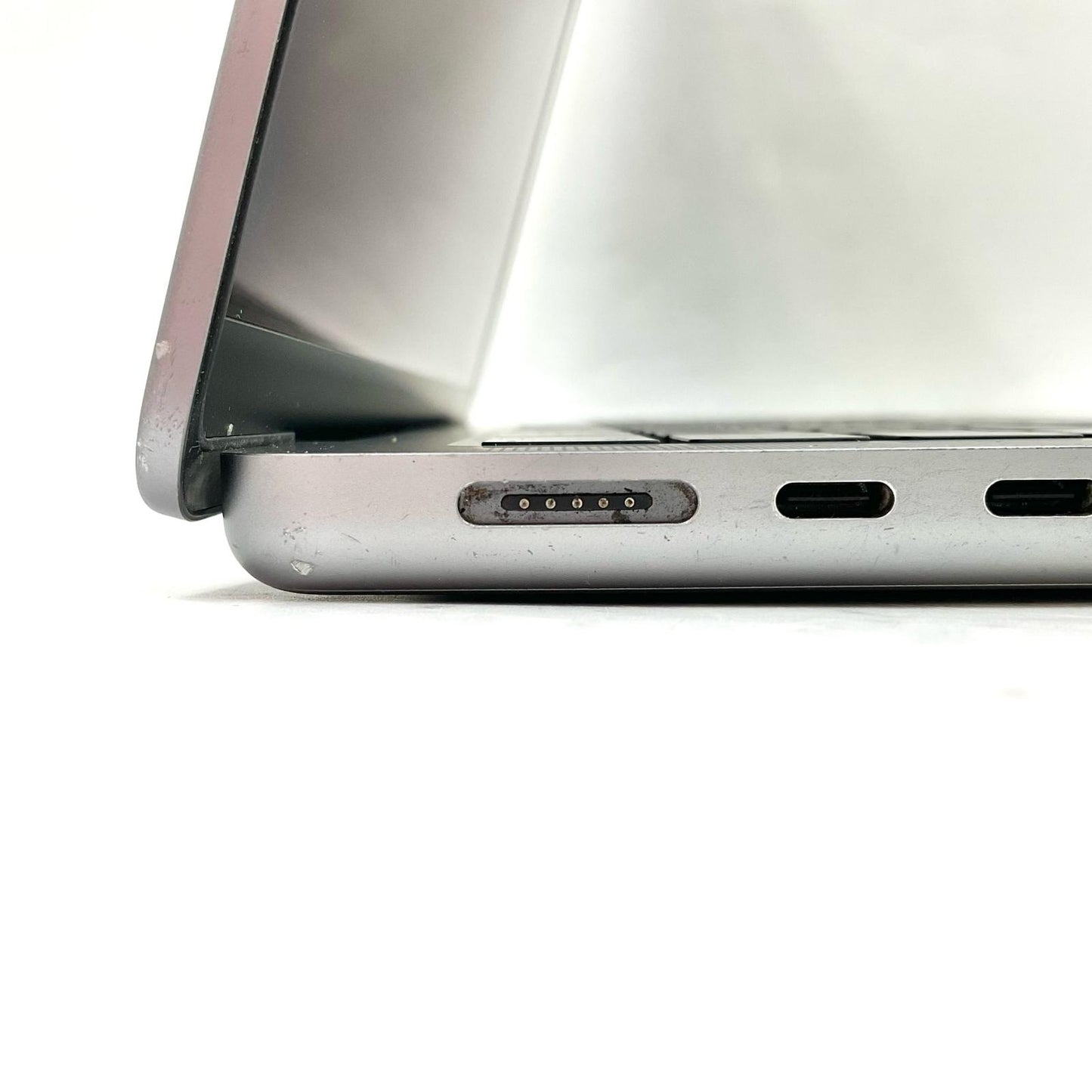 【最速発送】Apple MacBook Pro 14インチ 2021 Apple M1 Pro 16GB 1TB 【難有】