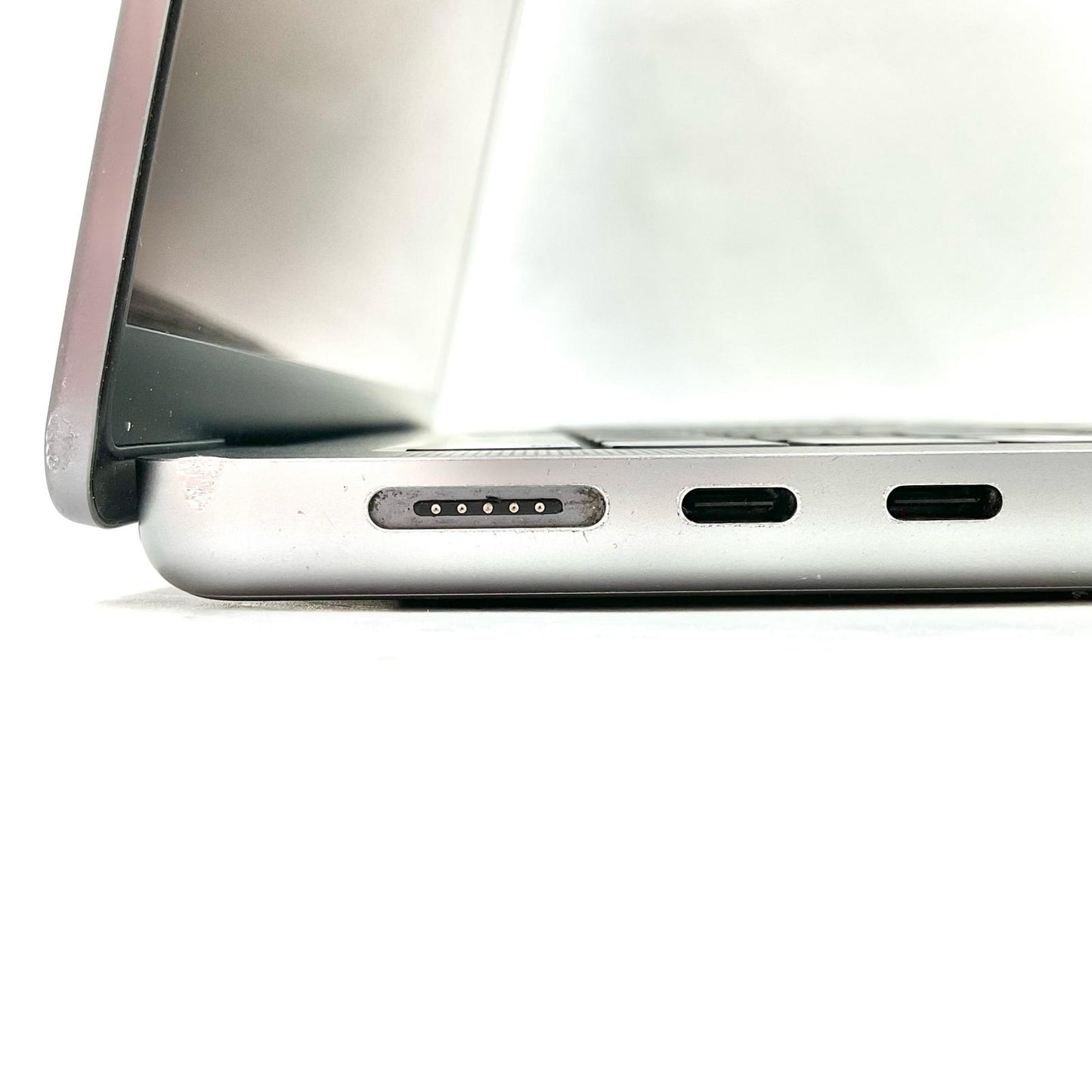 【最速発送】Apple MacBook Pro 14インチ 2021 Apple M1 Pro 16GB 1TB 【難有】