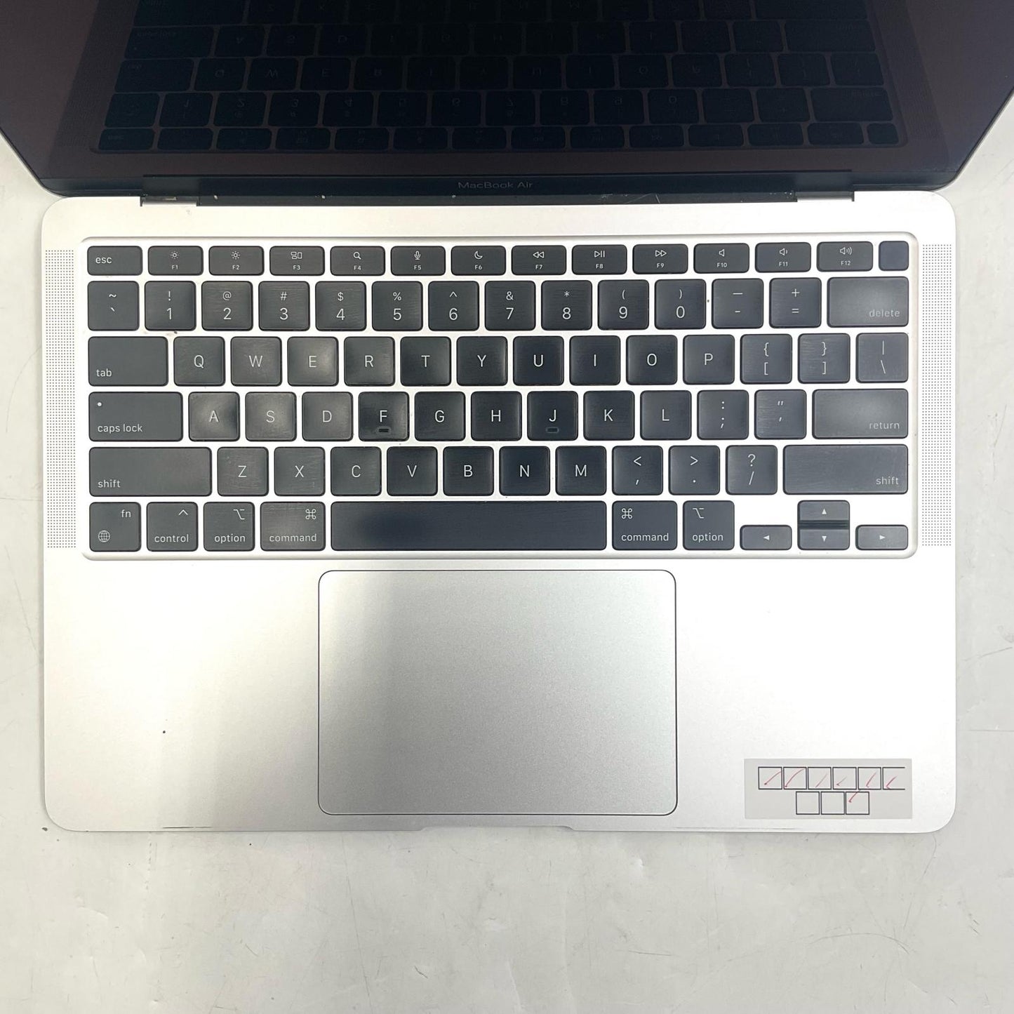 【最速発送】Apple MacBook Air 13インチ 2020 Apple M1 16GB 256GB 【難有】