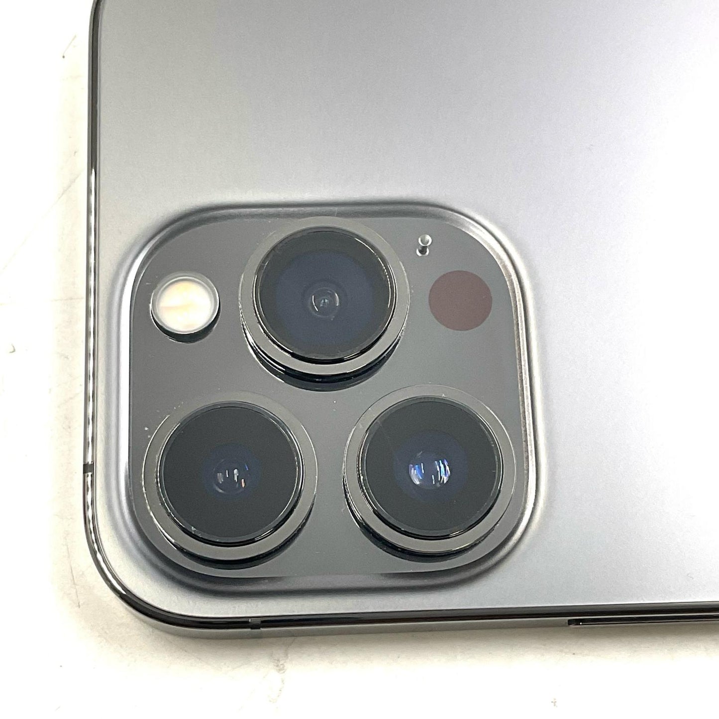【全額返金保証】【最速発送】Apple iPhone iPhone Pro 13 128GB グラファイト docomo 白ロム 美品 動作確認済 81%