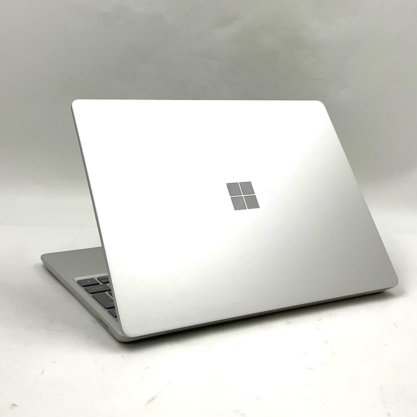 【全額返金保証】【最速発送】Microsoft Surface Laptop Go 3 XJB-00004 i5-1235U 8GB SSD 128GB 100% 美品 動作確認済