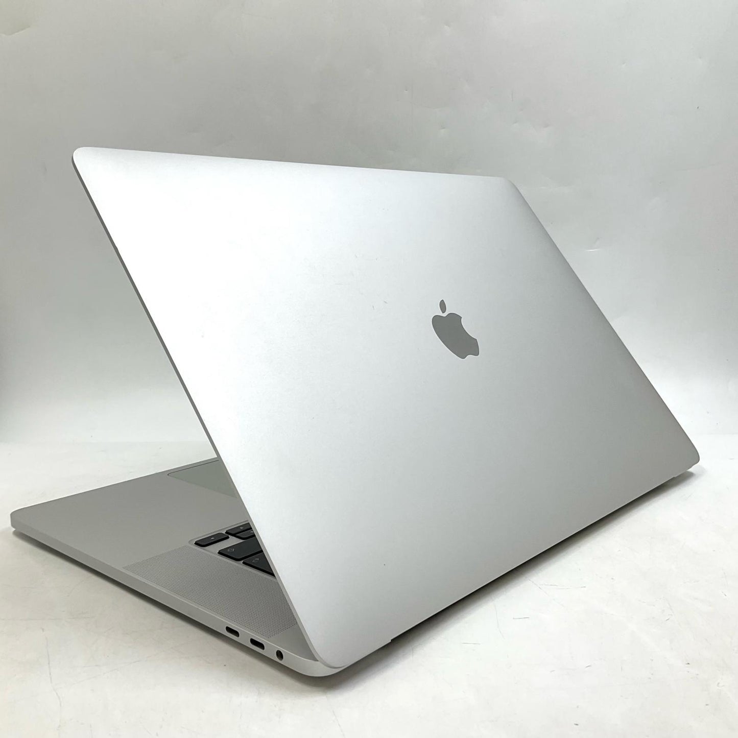 【全額返金保証】【最速発送】Apple MacBook Pro 16インチ 2019 2.6 GHz 6コア Intel Core i7 16GB 512GB シルバー 美品 動作確認済