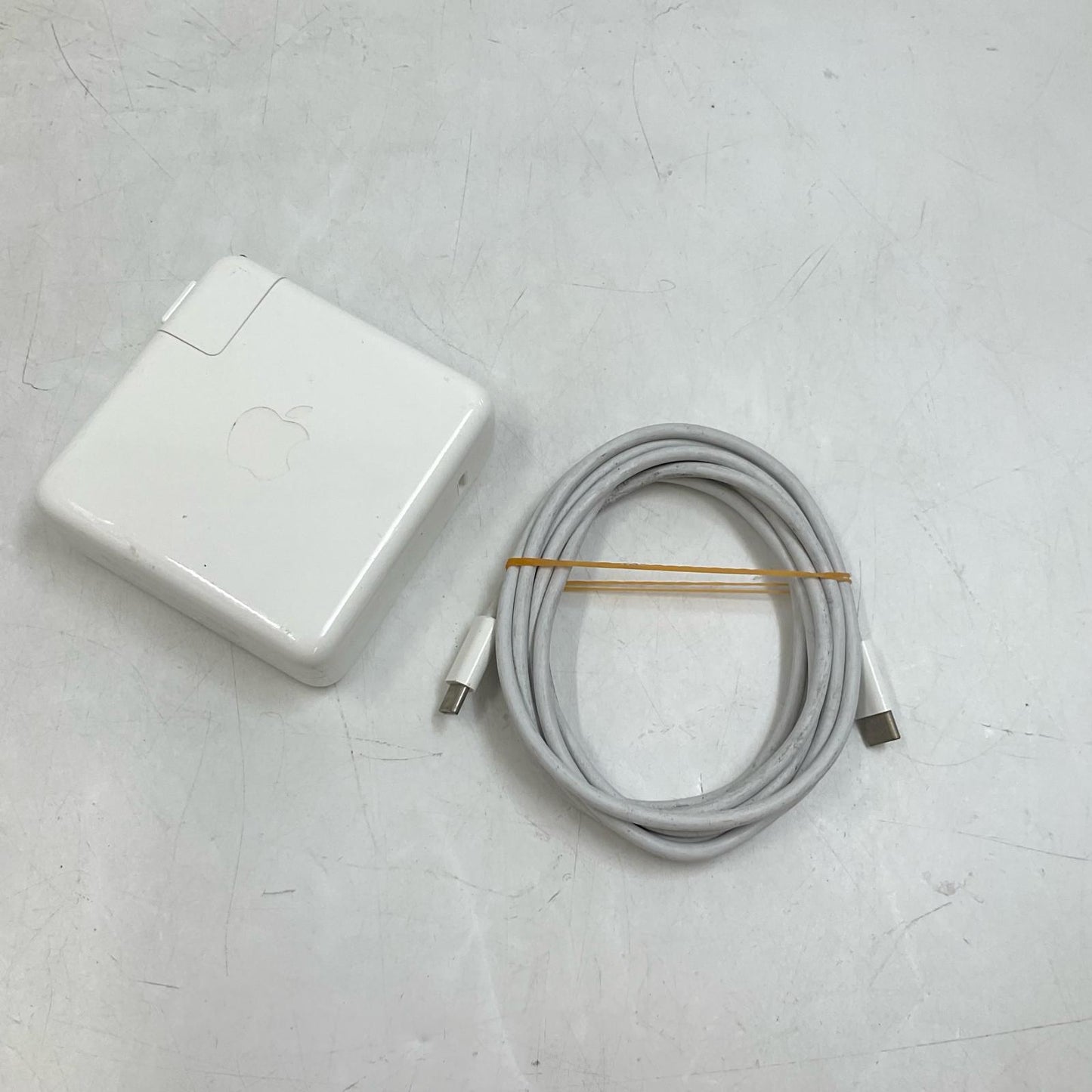 【全額返金保証】【最速発送】Apple MacBook Pro 16インチ 2019 2.6 GHz 6コア Intel Core i7 16GB 512GB シルバー 美品 動作確認済