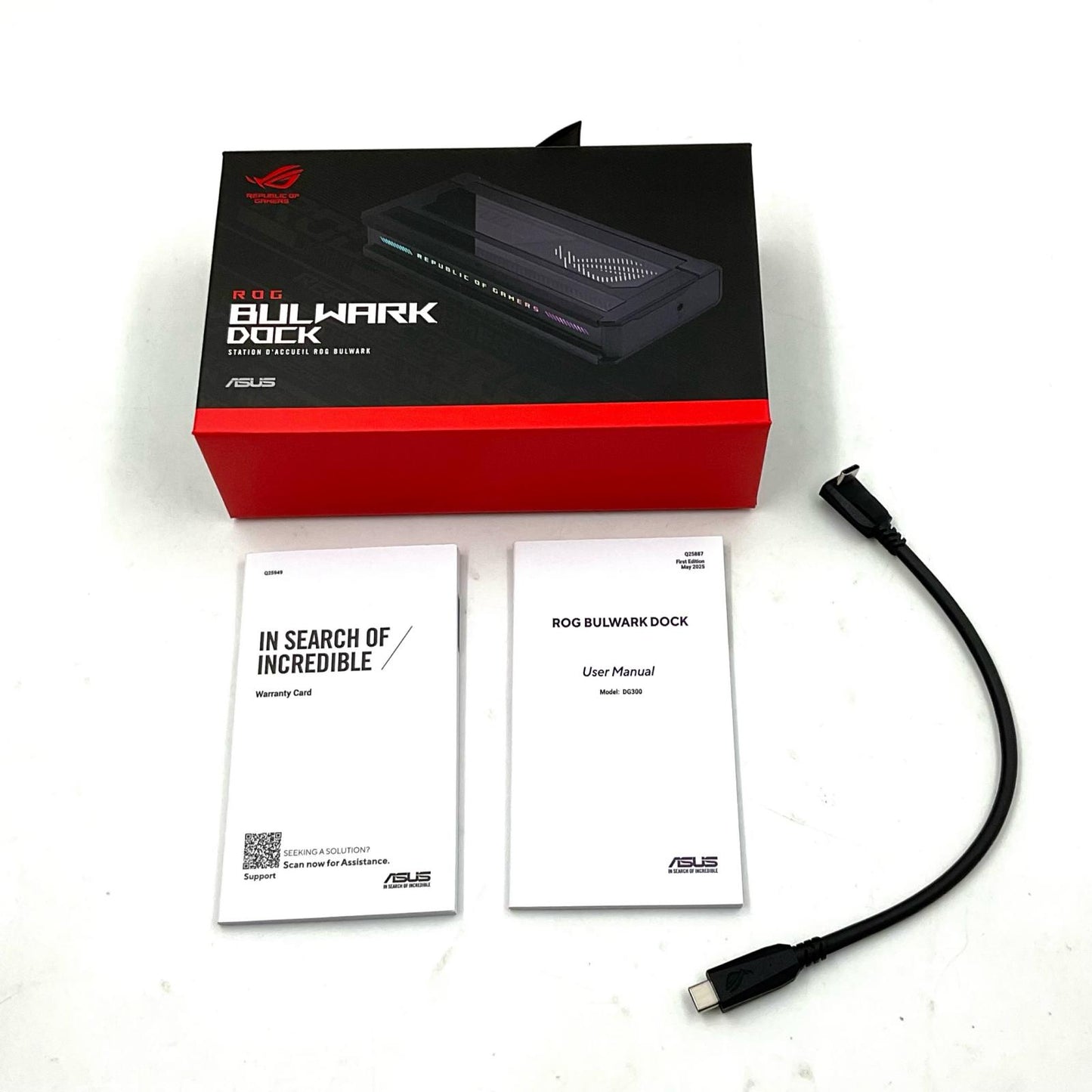 【全額返金保証】【最速発送】ASUS ROG Bulwark Dock DG300 美品 動作確認済