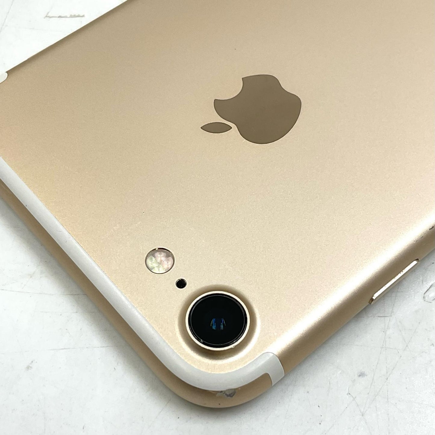 【全額返金保証】【最速発送】Apple iPhone iPhone 7 128GB ゴールド Softbank 白ロム 動作確認済 80%