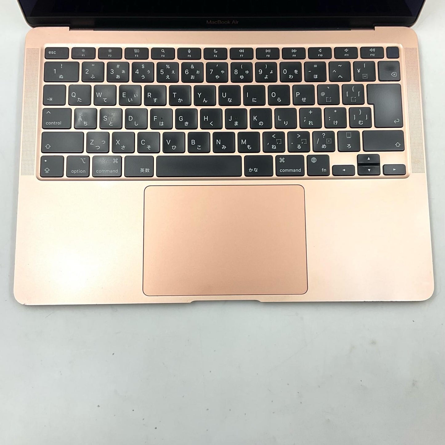 【全額返金保証】【最速発送】Apple MacBook Air 13.3インチ 2020 Apple M1 8GB 256GB ゴールド 82% 動作確認済
