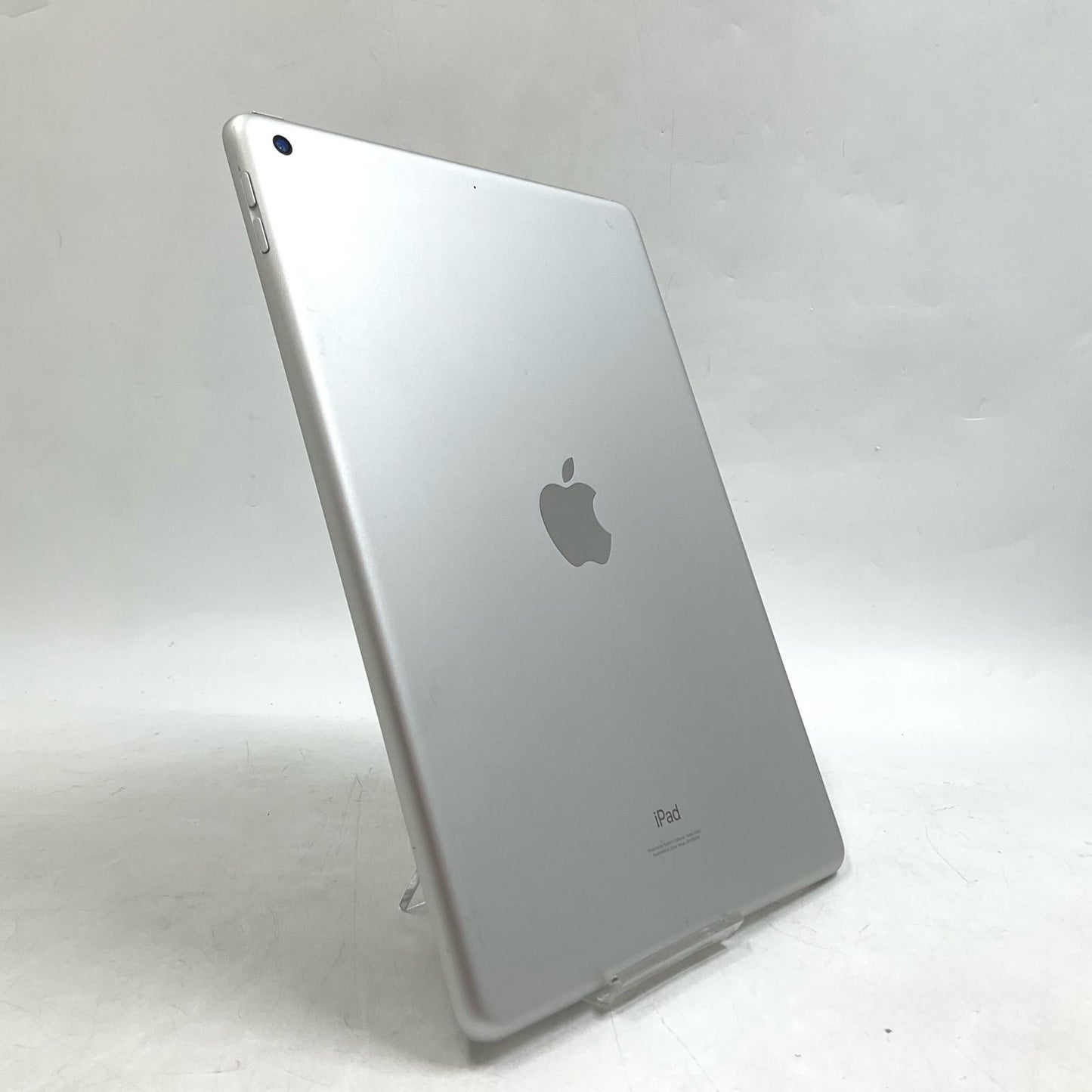 【全額返金保証】【最速発送】Apple iPad iPad 第9世代 64GB シルバー Wi-Fi 美品 動作確認済