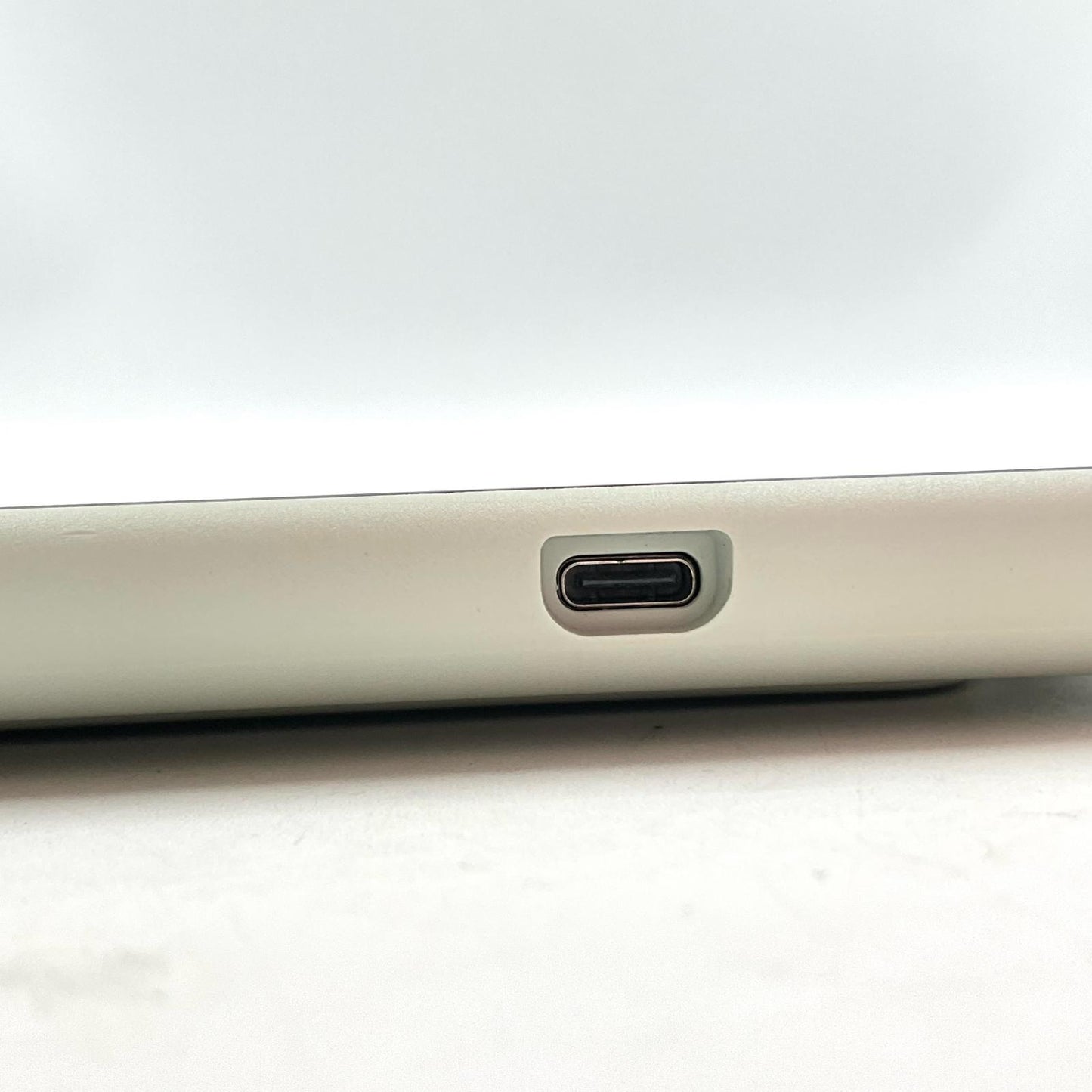 【全額返金保証】【最速発送】WACOM Wacom One KSO-B603(A) 13.3インチ 美品 動作確認済